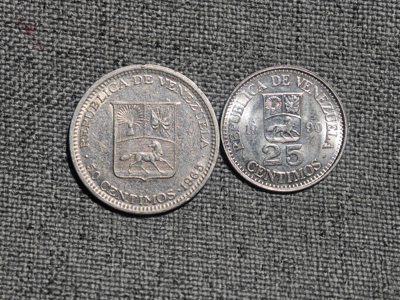 外国硬币收藏店第4期 委内瑞拉50、25分2枚