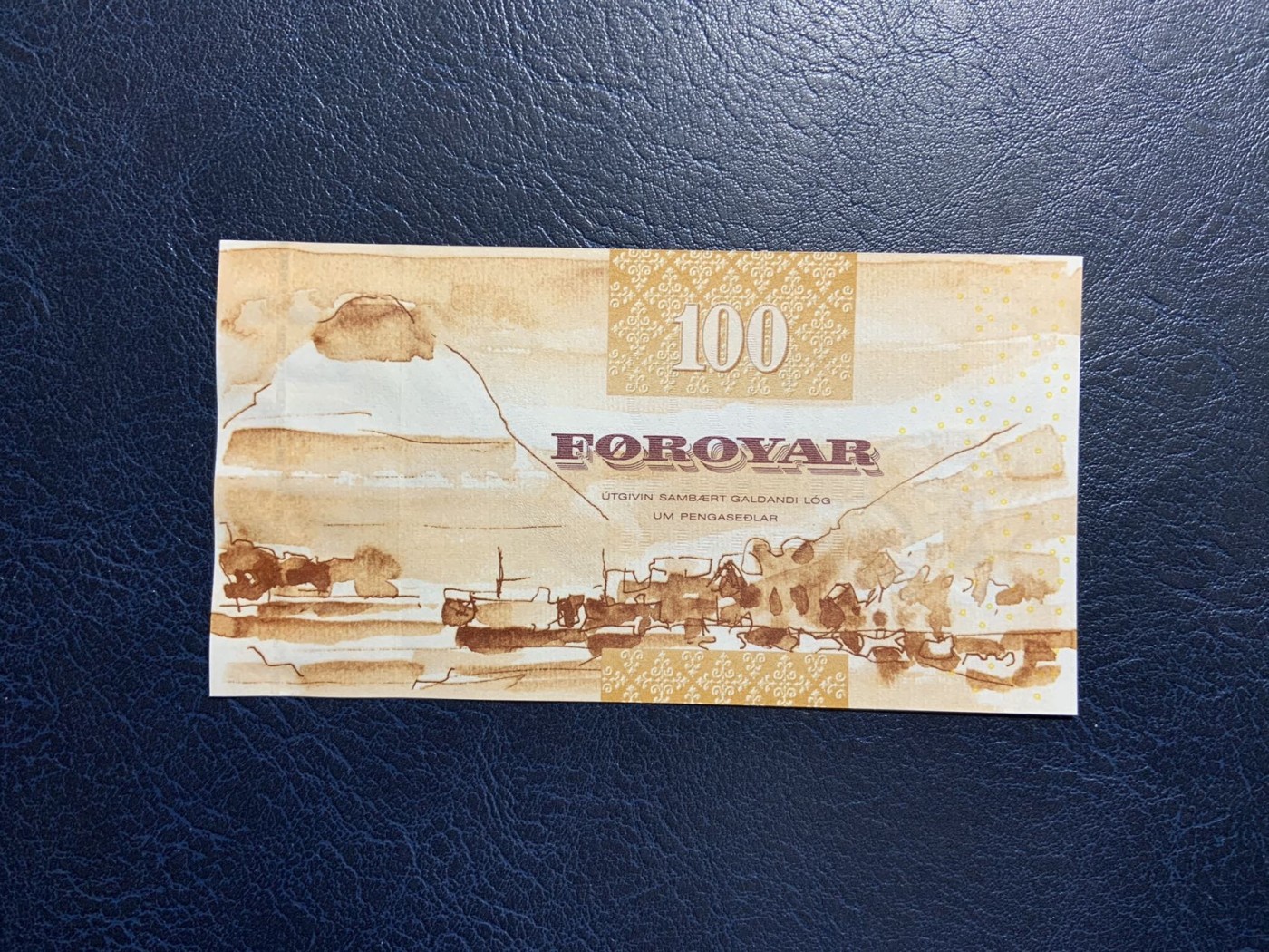 收藏联盟Quantum Auction 第309期拍卖  法罗群岛2003年100克朗 品相全新UNC 细线初版 票面印痕为正常工艺