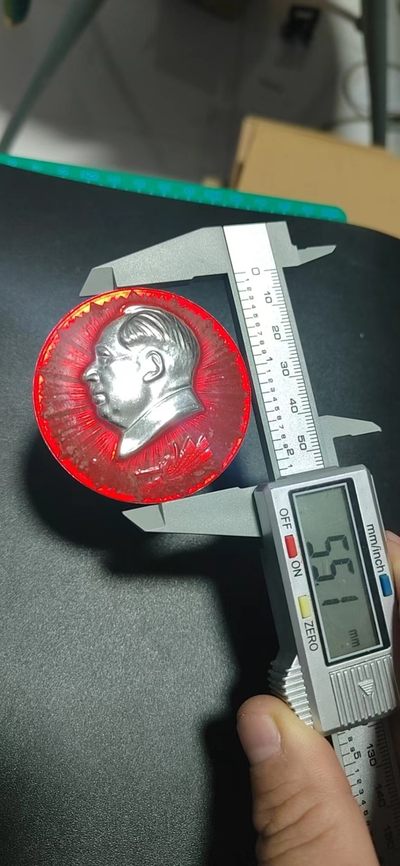 毛主席像章专场 🔥🔥🔥🔥毛主席像章，55.1毫米