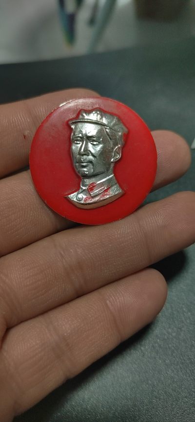 毛主席像章专场 - 🔥🔥八角帽🔥🔥毛主席像章，38.8毫米