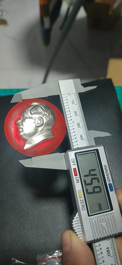 毛主席像章专场 🔥🔥🔥🔥毛主席像章，45.9毫米