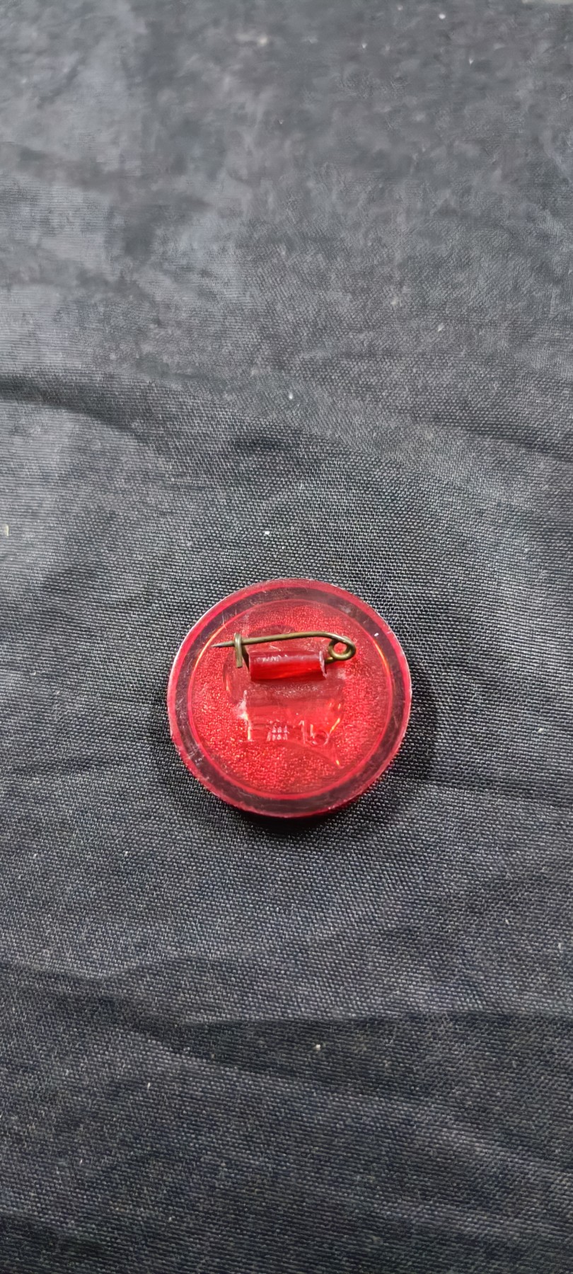 徽章文献拍卖，满百包邮，可以寄存！ 有机金头像章