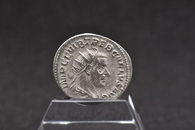 【良泉藏泉】古希腊 古罗马 古波斯，西方古代打制币专场 - 【古罗马】公元251-253年，【少见】加卢斯，安敦尼银币（和平女神版）