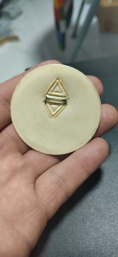 毛主席像章专场 🔥🔥胶皮海绵章🔥🔥毛主席像章，54.5毫米，中年分头像