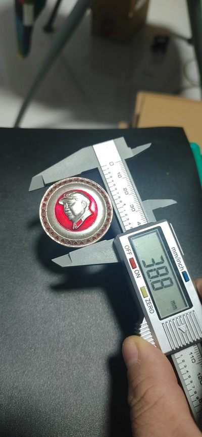 毛主席像章专场 🔥🔥🔥🔥毛主席像章，38.8毫米