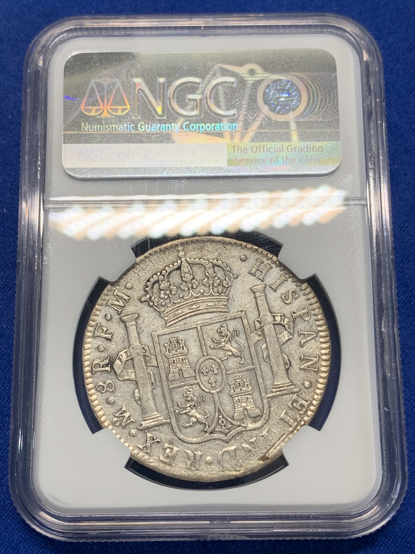《竞宝斋》第222场-周日，周一 2场 (全场包邮) NGC XFD 西属墨西哥1790年MO FM卡洛斯三世稀少过渡版双柱8R 深打状态 状态很不错 适合收藏入手