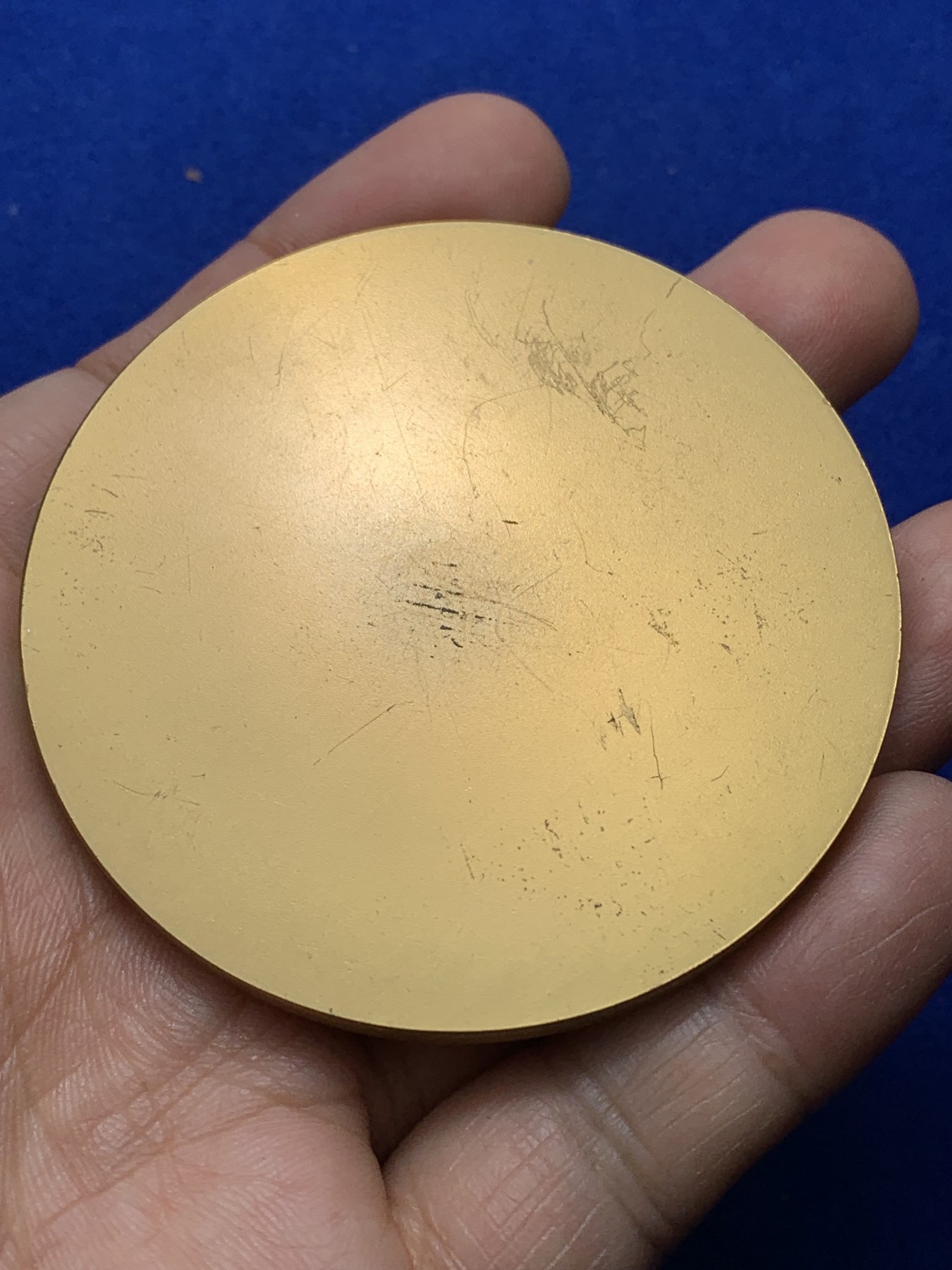 《竞宝斋》第222场-周日，周一 2场 (全场包邮) 20世纪法国，北加来海峡宪兵军团大章，军事警察双重职能执法机构（罕见）边铭三角BR，重量144g 直径65mm 美品