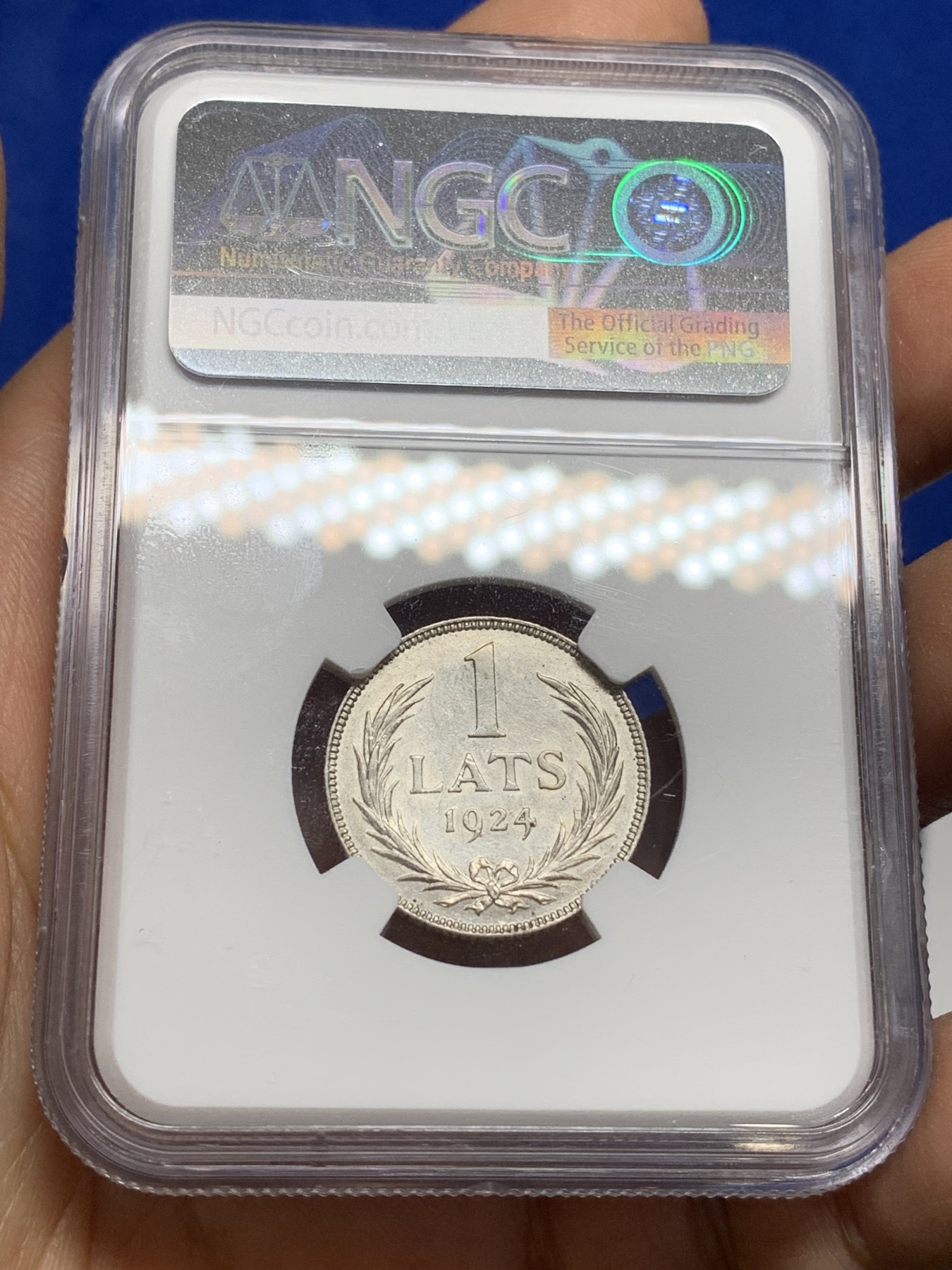 《竞宝斋》第222场-周日，周一 2场 (全场包邮) 两枚一组 NGC拉脱维亚银币一对 UNCD 1924年1拉特+MS61 1926年2拉特