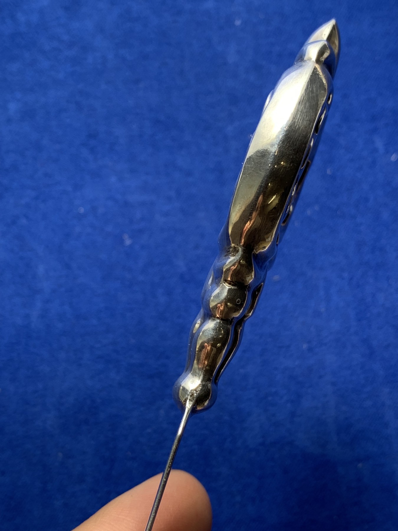 《竞宝斋》第222场-周日，周一 2场 (全场包邮) 欧洲回流 拆信刀 带917银标 基本无磨损 手柄马耳他十字 刀身光亮 重29.6g 20cm 细节见图