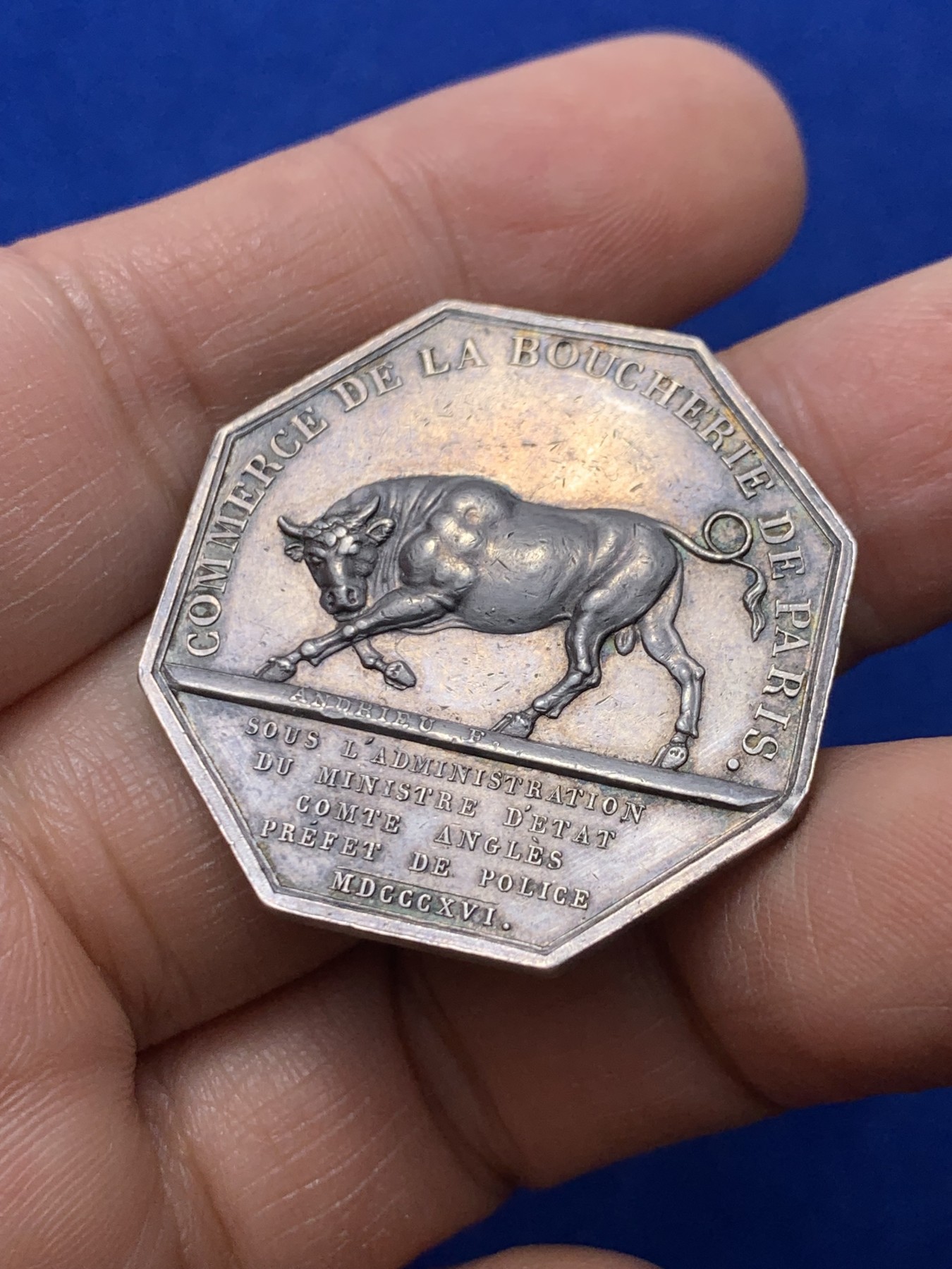 《竞宝斋》第222场-周日，周一 2场 (全场包邮) 1816年法国路易十八稀有贸易八角银章 33毫米 16.4克 早期无边铭