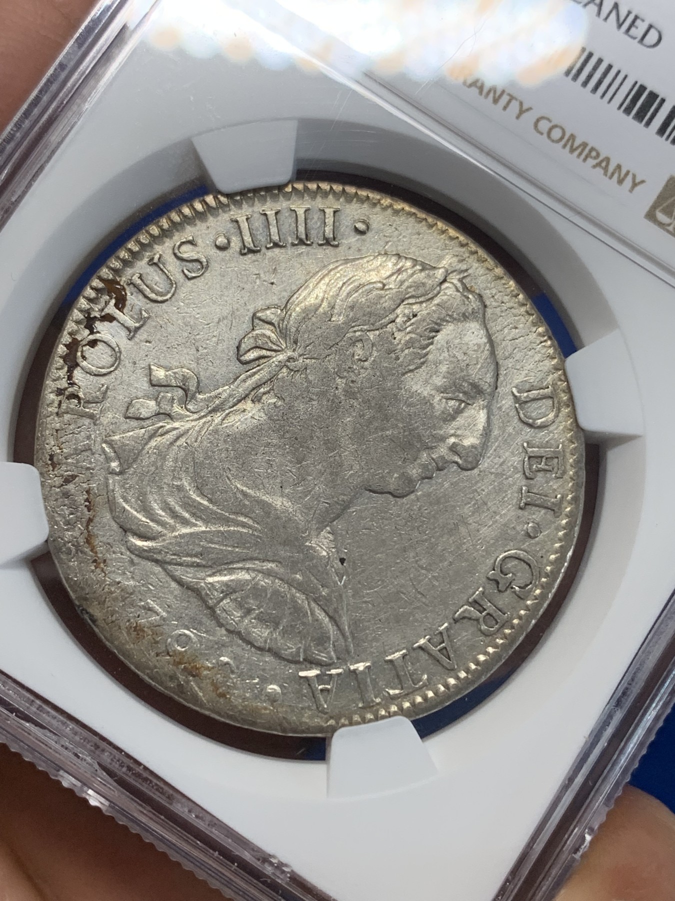 《竞宝斋》第222场-周日，周一 2场 (全场包邮) NGC XFD 西属墨西哥1790年MO FM卡洛斯三世稀少过渡版双柱8R 深打状态 状态很不错 适合收藏入手