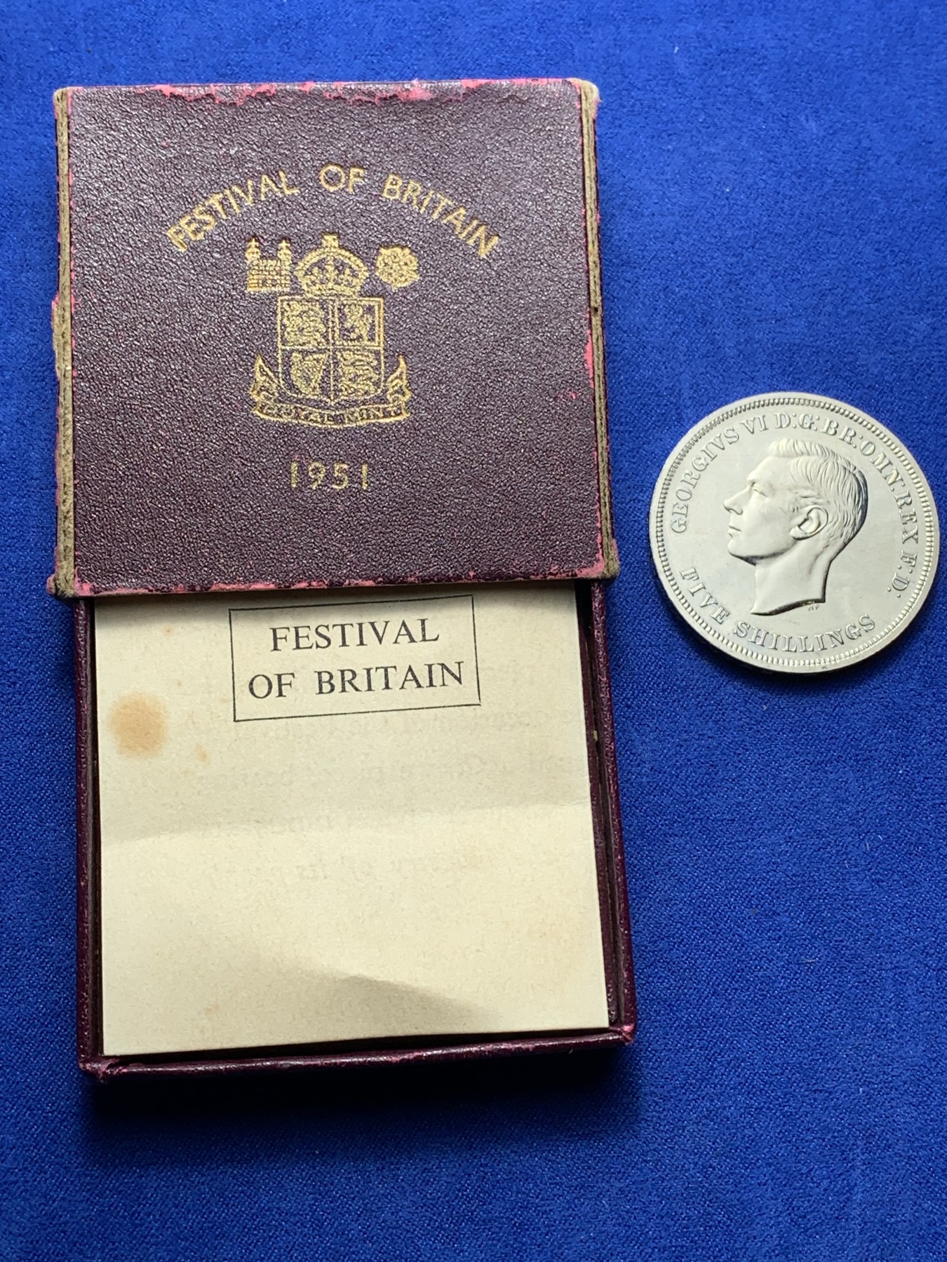 《竞宝斋》第222场-周日，周一 2场 (全场包邮) 英国 最后的 镍马剑 1951 带红盒证书 细节见图