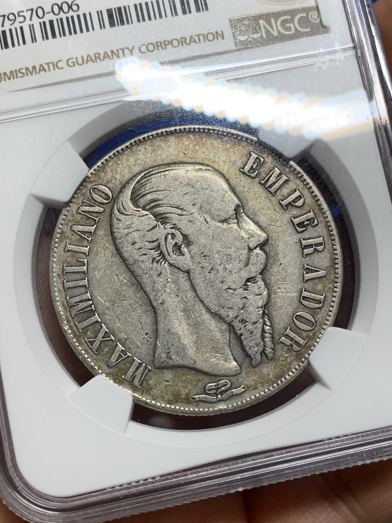 《竞宝斋》第222场-周日，周一 2场 (全场包邮) NGC VF25 墨西哥1866年马克西米利安1比索 原味老包浆 出分不容易 高价品种