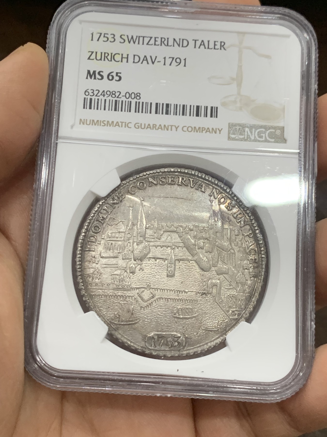 《竞宝斋》第222场-周日，周一 2场 (全场包邮) 唯一冠军分 NGC MS65 瑞士 1753 苏黎世 景观泰勒 大银币 近乎完美的状态 一旦所有别无所求