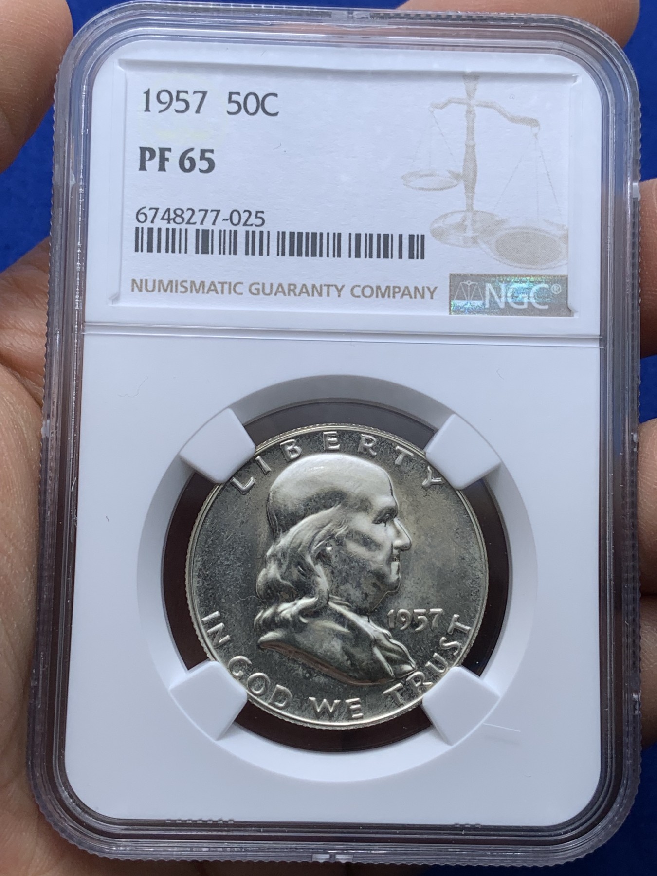 《竞宝斋》第222场-周日，周一 2场 (全场包邮) NGC-PF65 1957年富兰克林50美分精制银币，65分高分，品相十分精美。