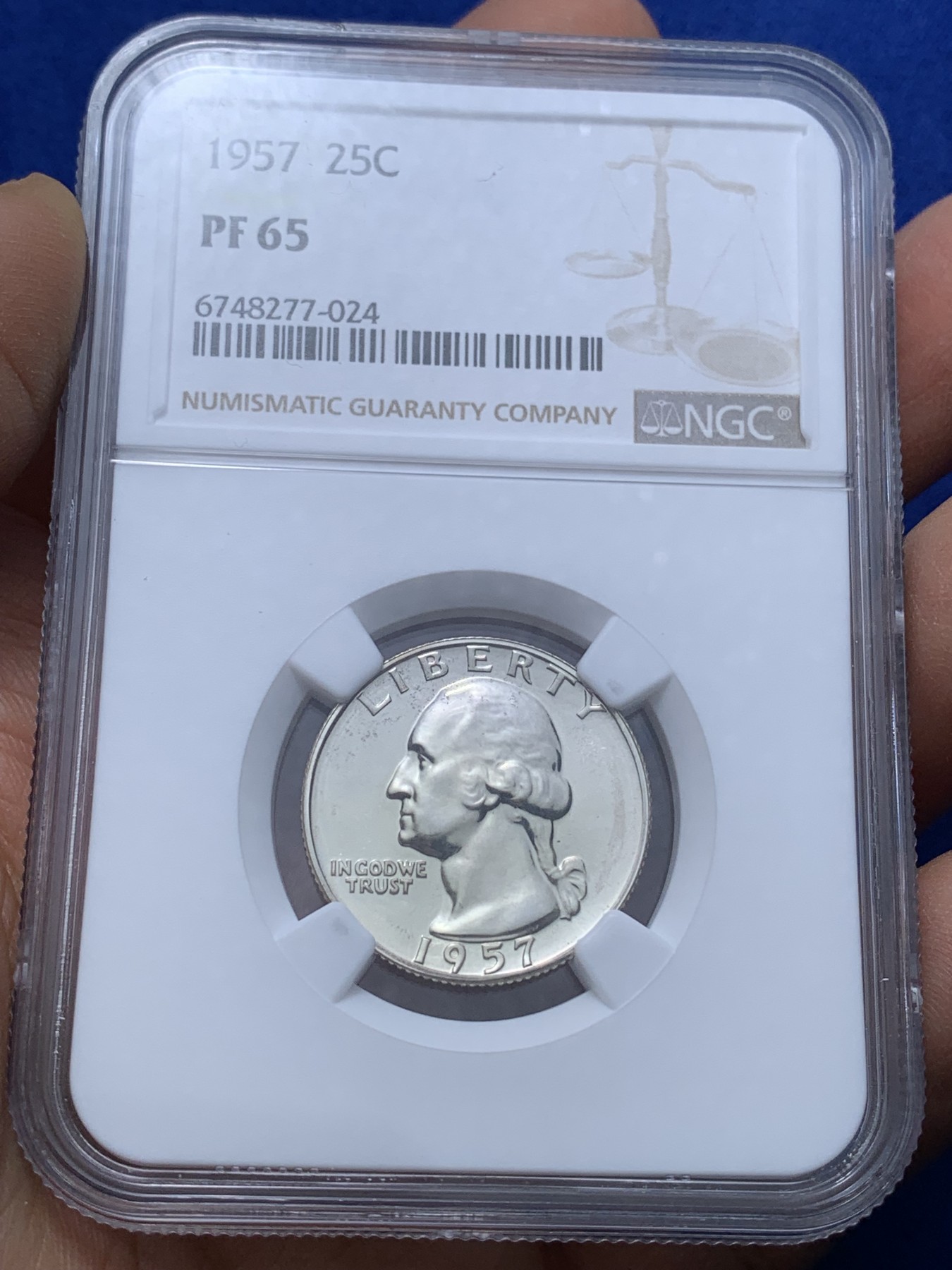 《竞宝斋》第222场-周日，周一 2场 (全场包邮) NGC-PF65 1957年华盛顿25美分精制银币，比60年代的少多了，状态十分精美