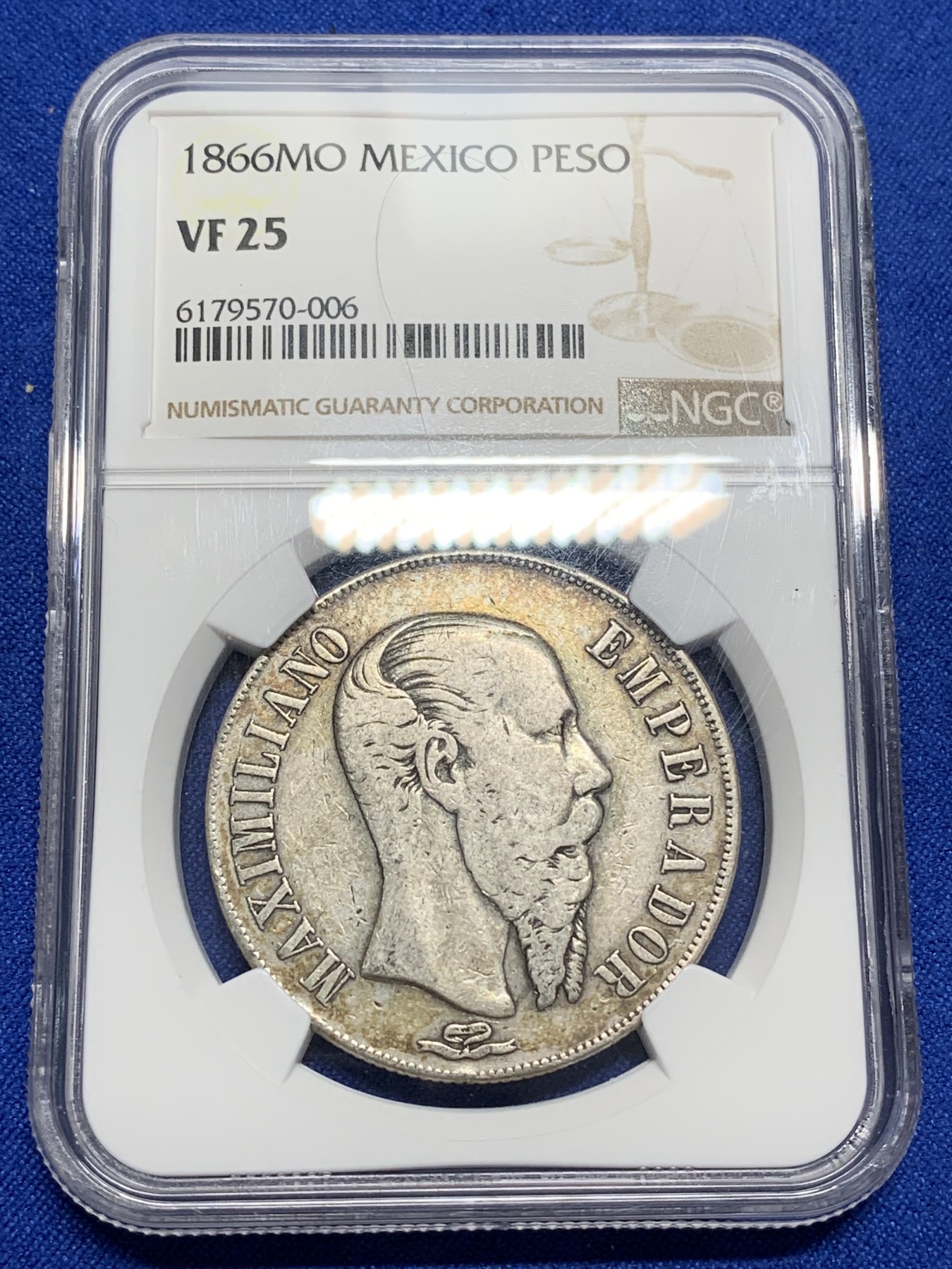 《竞宝斋》第222场-周日，周一 2场 (全场包邮) NGC VF25 墨西哥1866年马克西米利安1比索 原味老包浆 出分不容易 高价品种