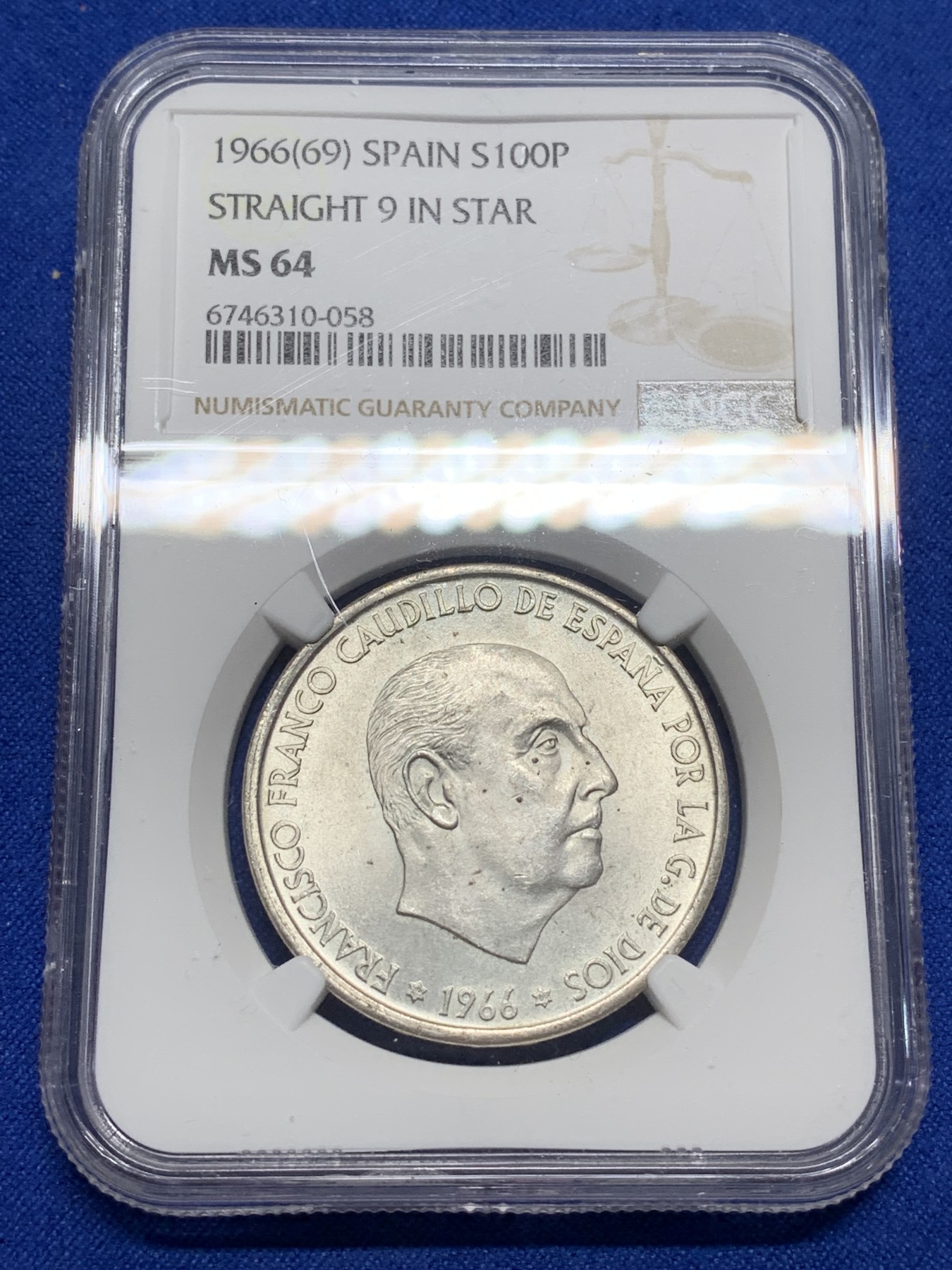 《竞宝斋》第222场-周日，周一 2场 (全场包邮) NGC MS64 西班牙1966佛朗哥100比赛塔银币 69版