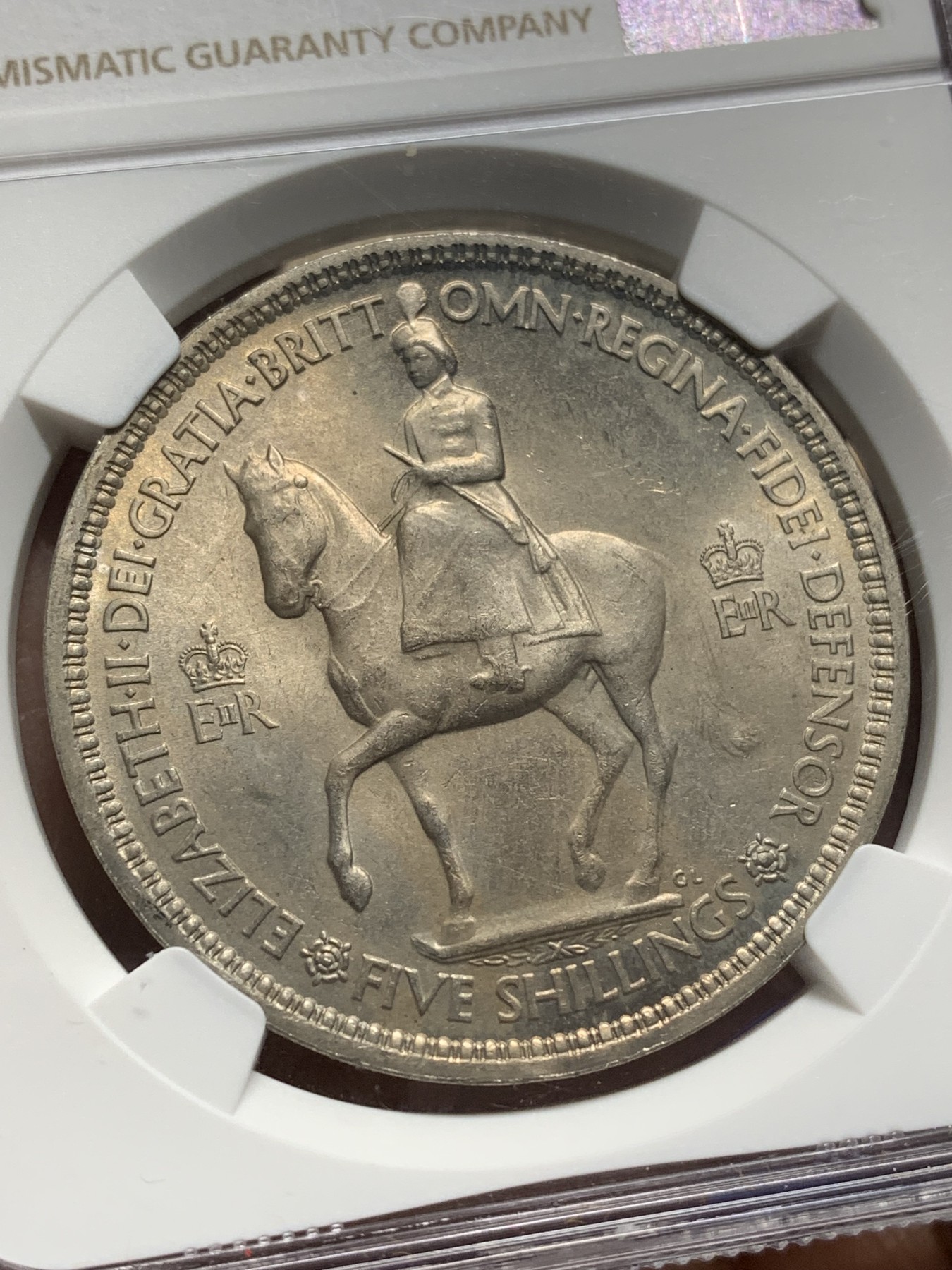 《竞宝斋》第222场-周日，周一 2场 (全场包邮) NGC-MS64 英国1953年 伊丽莎白二世女王加冕登基纪念克朗 转光强烈，女王英姿飒爽