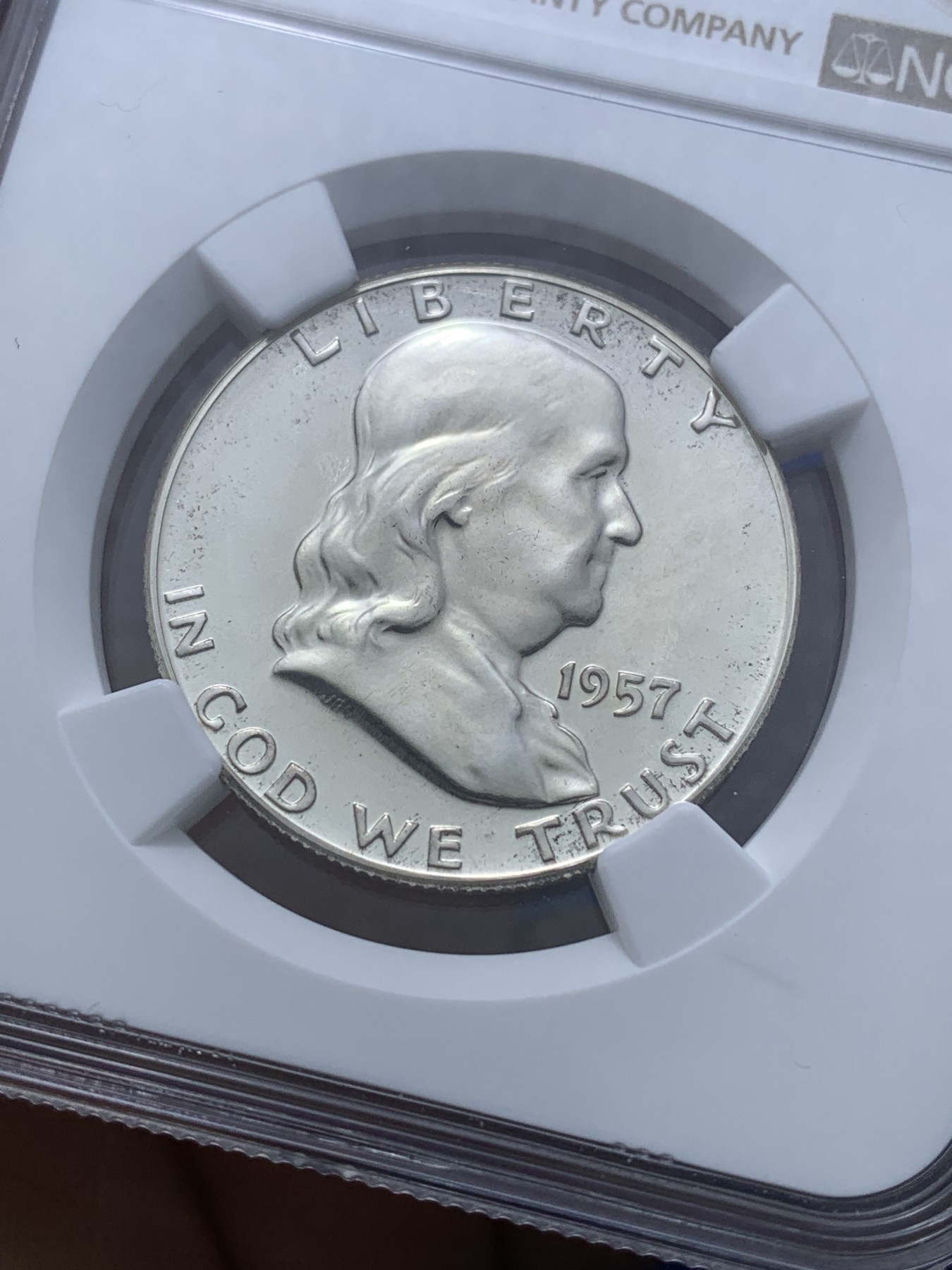 《竞宝斋》第222场-周日，周一 2场 (全场包邮) NGC-PF65 1957年富兰克林50美分精制银币，65分高分，品相十分精美。