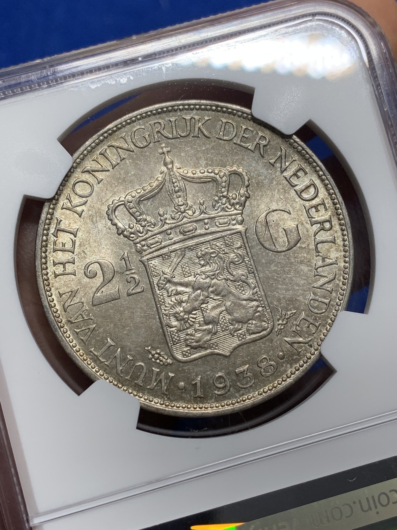 《竞宝斋》第222场-周日，周一 2场 (全场包邮) NGC AU58 荷兰1938年威廉明娜女王2.5盾大银币