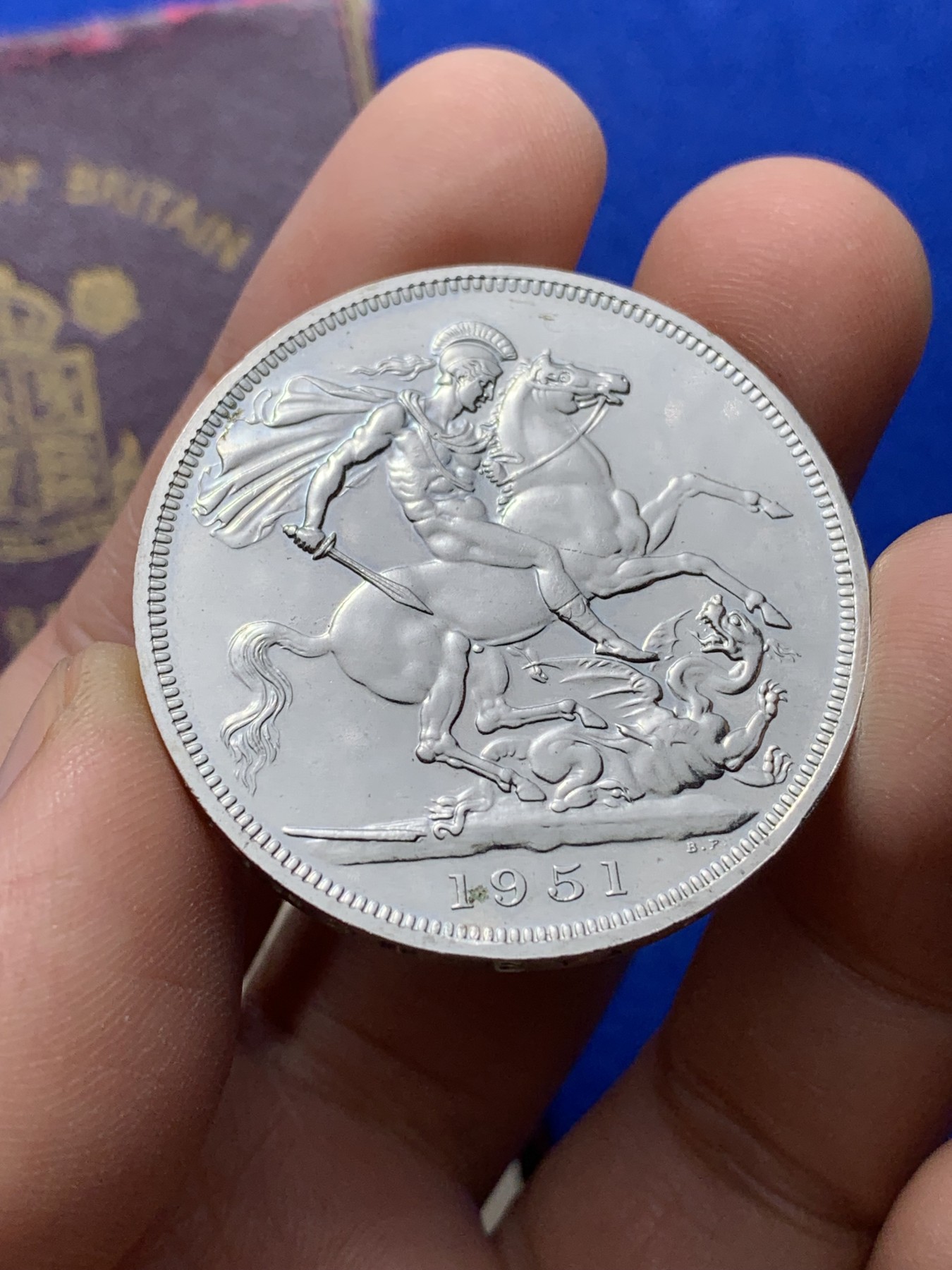 《竞宝斋》第222场-周日，周一 2场 (全场包邮) 英国 最后的 镍马剑 1951 带红盒证书 细节见图