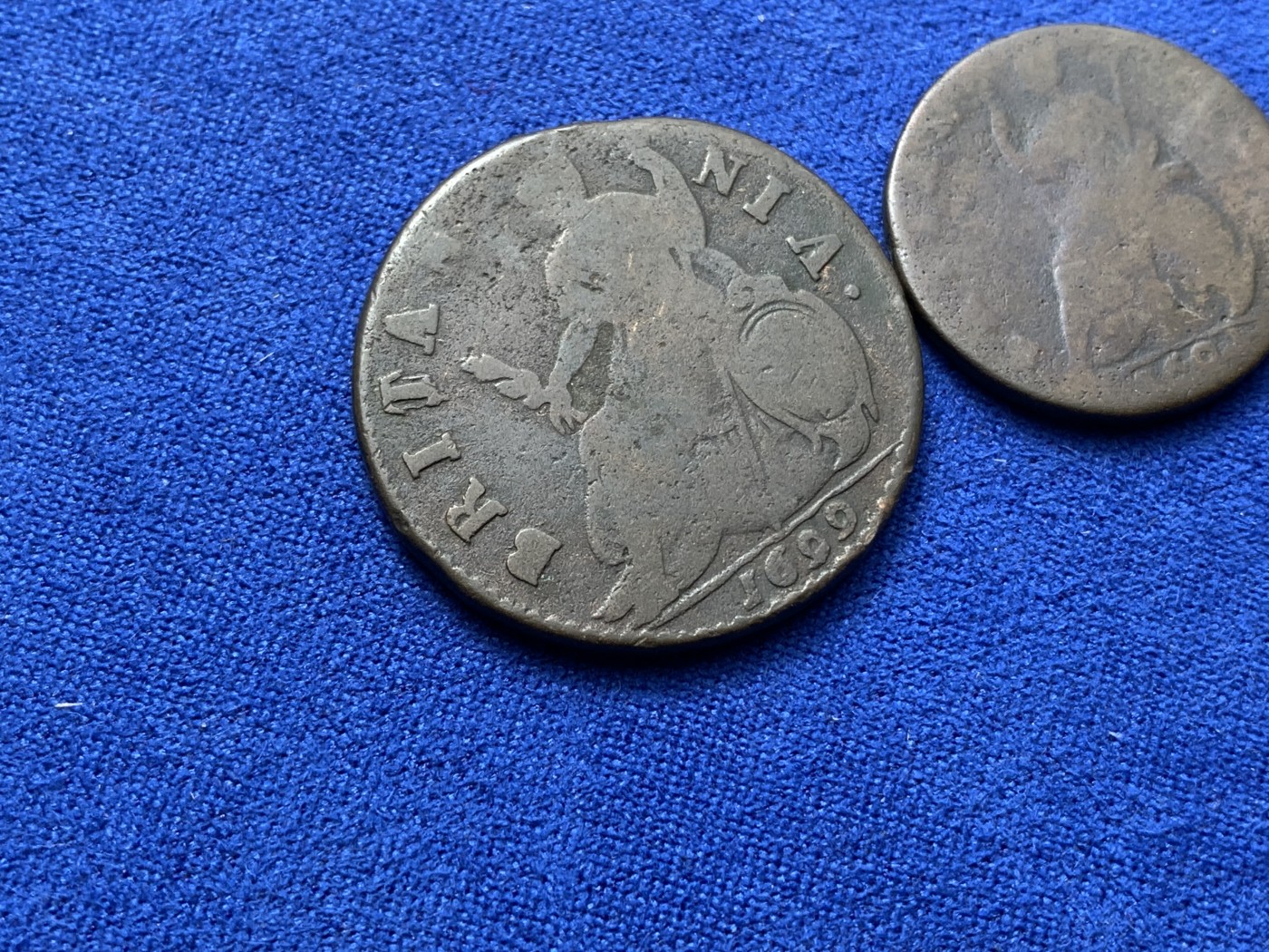 《竞宝斋》第222场-周日，周一 2场 (全场包邮) 两枚一组 169X年英国威廉三世法新、半便士一对 威廉玛丽和威廉三世头像，大英早期货币