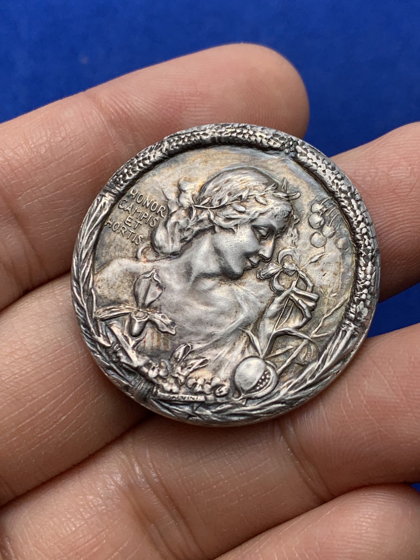 《竞宝斋》第222场-周日，周一 2场 (全场包邮) 1854意大利托斯卡纳园艺协会银章 33.6毫米 20.9克 雕刻精美 细节见图