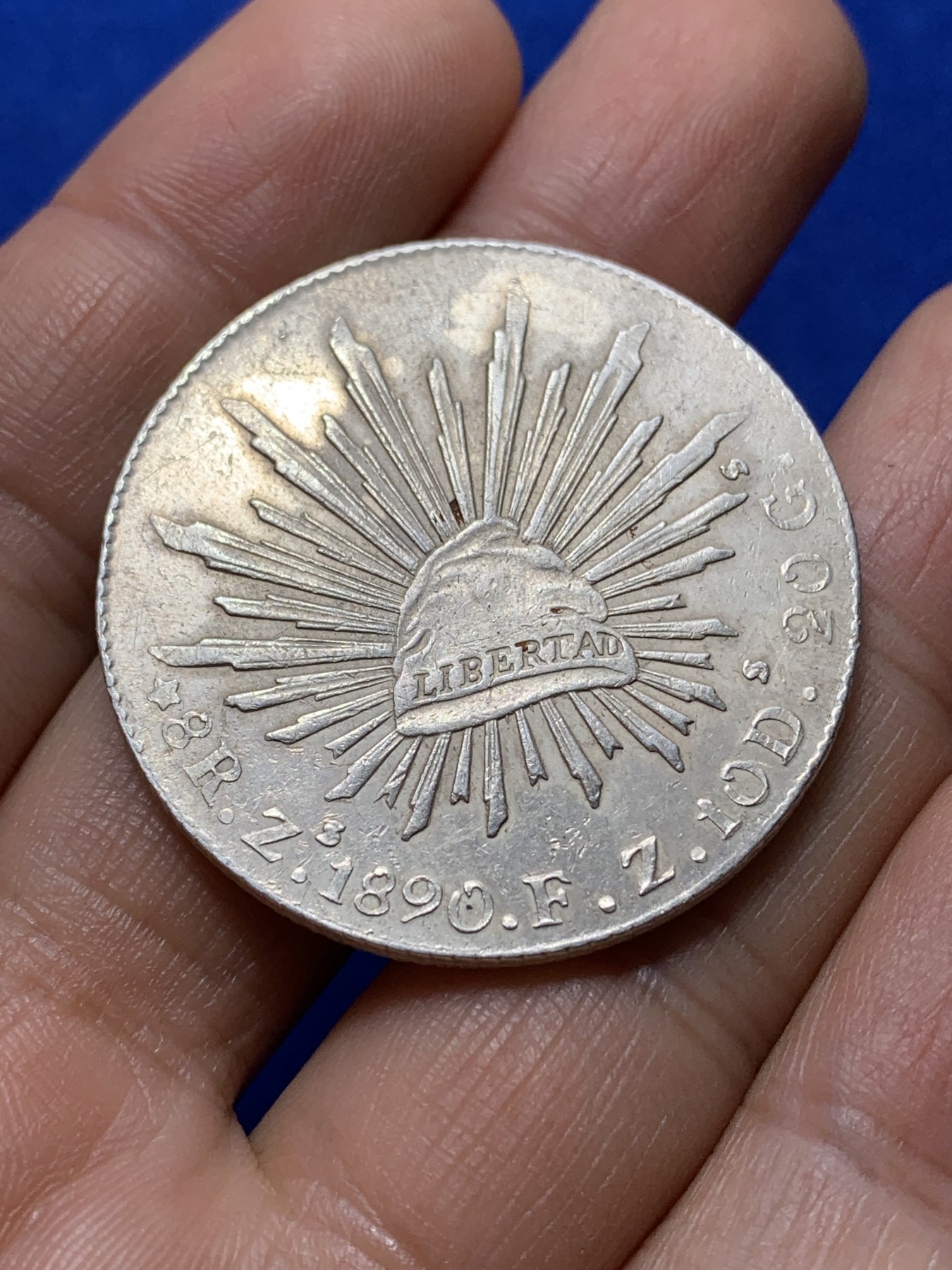 《竞宝斋》第222场-周日，周一 2场 (全场包邮) 1890年墨西哥鹰洋 有清洗 细节见图