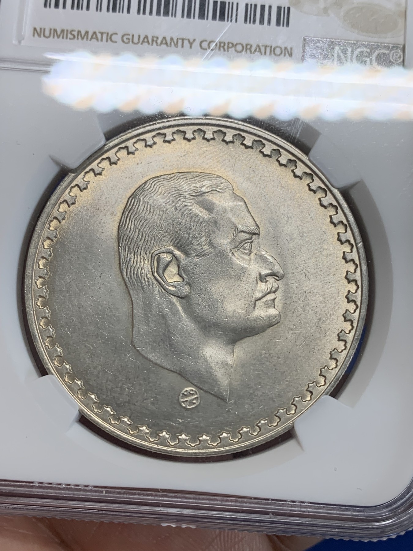 《竞宝斋》第222场-周日，周一 2场 (全场包邮) NGC MS63 埃及1970年纳赛尔总统纪念1镑银币，发行量40万 066