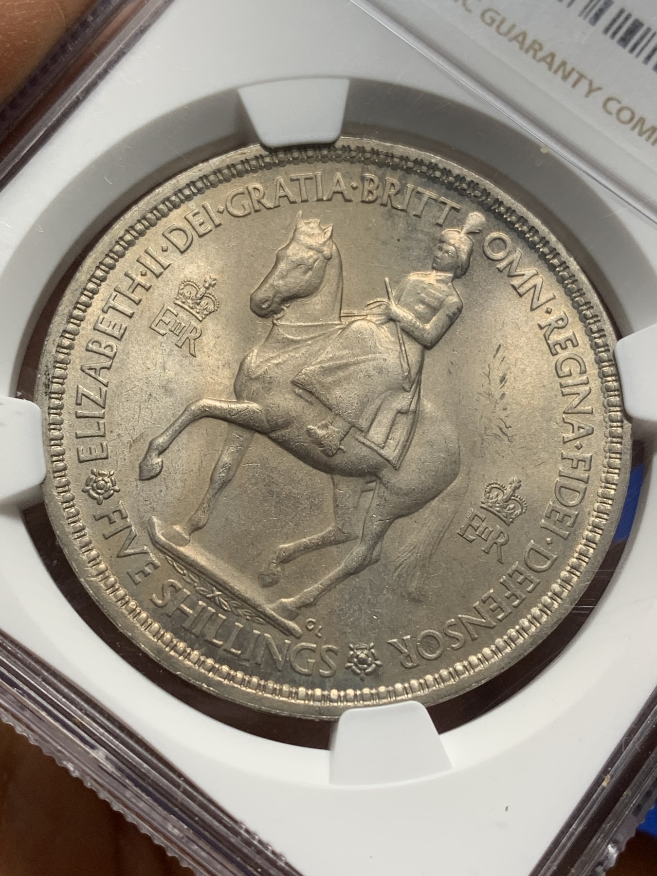 《竞宝斋》第222场-周日，周一 2场 (全场包邮) NGC-MS64 英国1953年 伊丽莎白二世女王加冕登基纪念克朗 转光强烈，女王英姿飒爽