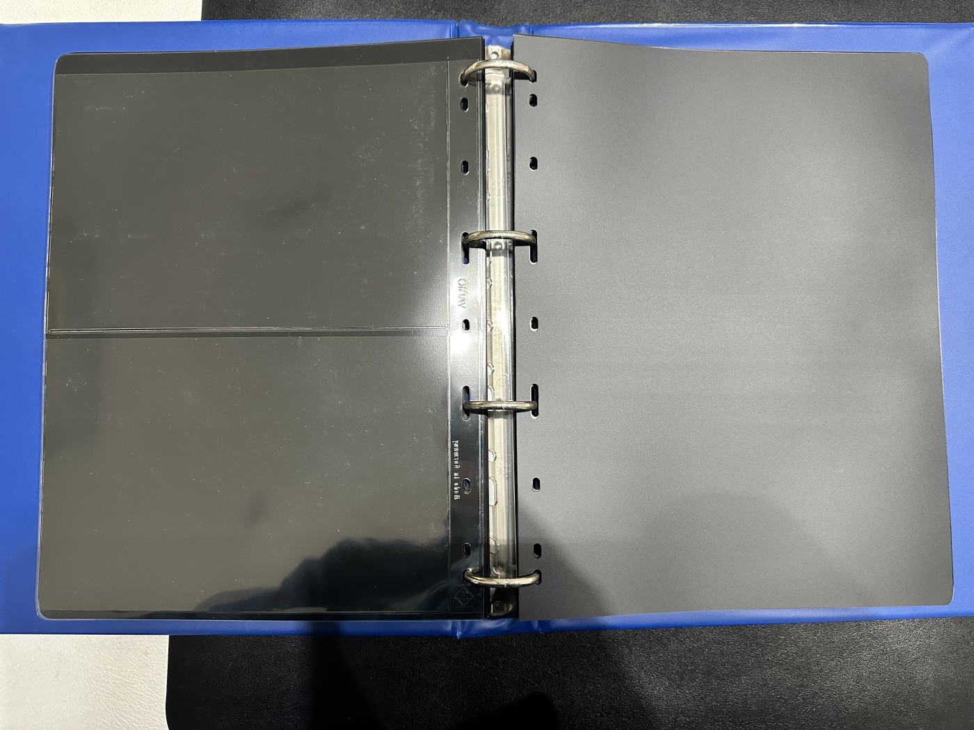 《外钞收藏家》第三百二十期（爱尔兰、北爱尔兰、马耳他专场） 德国蓝色灯塔收藏册，带2格+3格+黑色分隔页（6页+20页+27页），二手