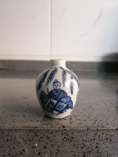 解放前后小瓷瓶 - 解放前后小瓷瓶
