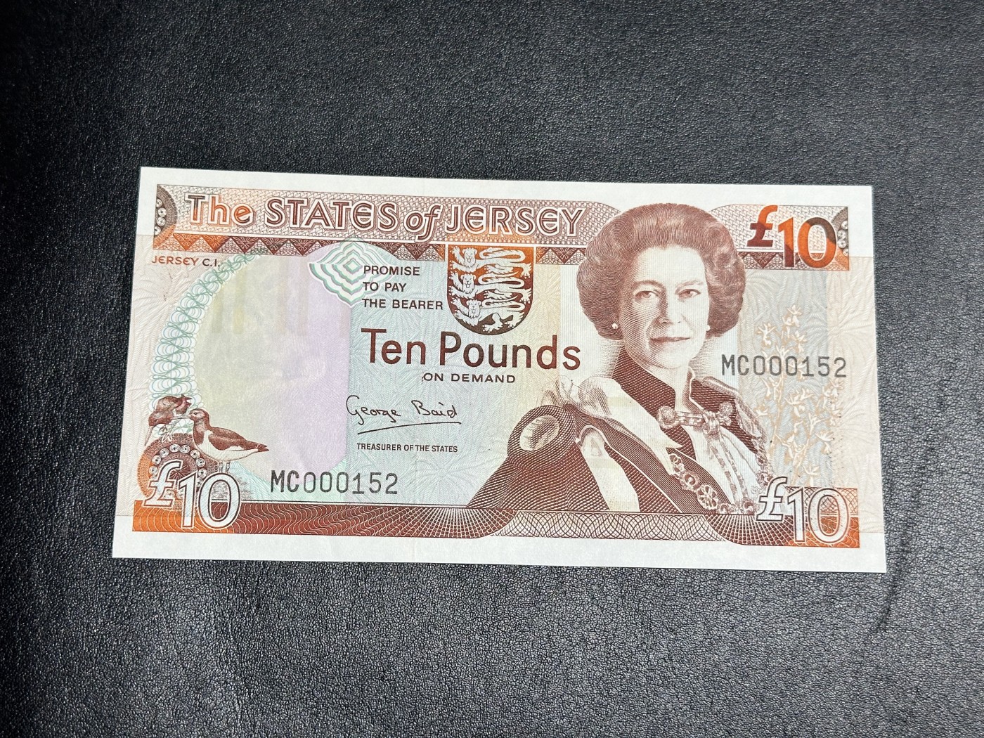 《外钞收藏家》第三百二十期（爱尔兰、北爱尔兰、马耳他专场） 泽西10镑 全新 百位号 152