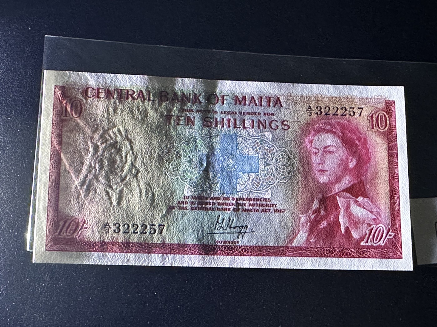 《外钞收藏家》第三百二十期（爱尔兰、北爱尔兰、马耳他专场） 马耳他1967年10先令 UNC- 中间的有点感觉不太好