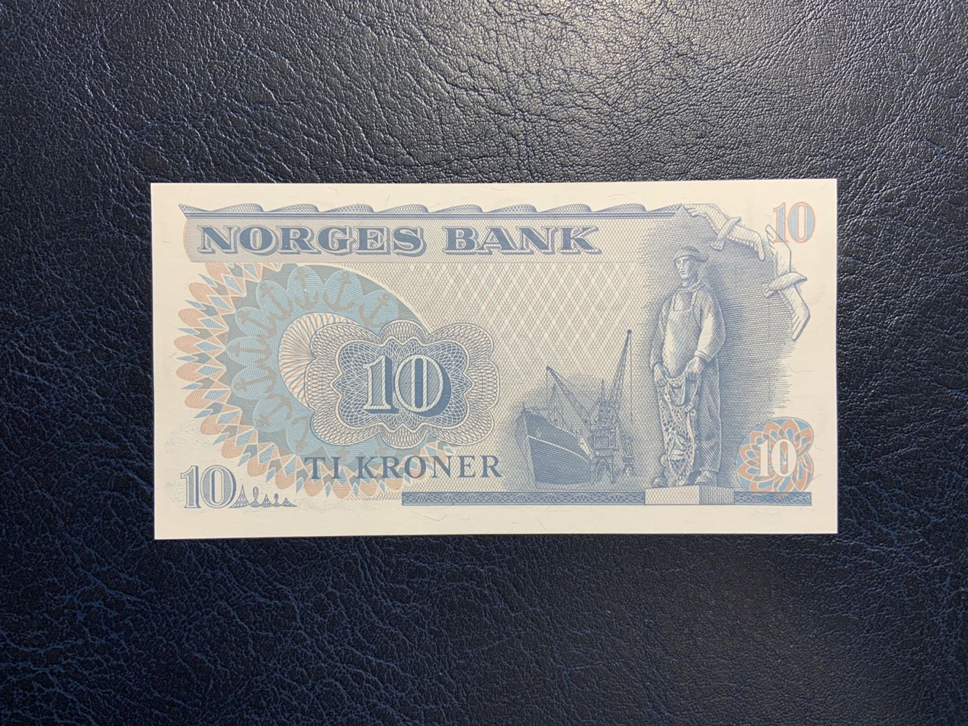 收藏联盟Quantum Auction 第310期拍卖 (已更新) 挪威1983年10克朗 品相全新UNC 号码无4 探险家，科学家，诺贝尔和平奖得主 南森