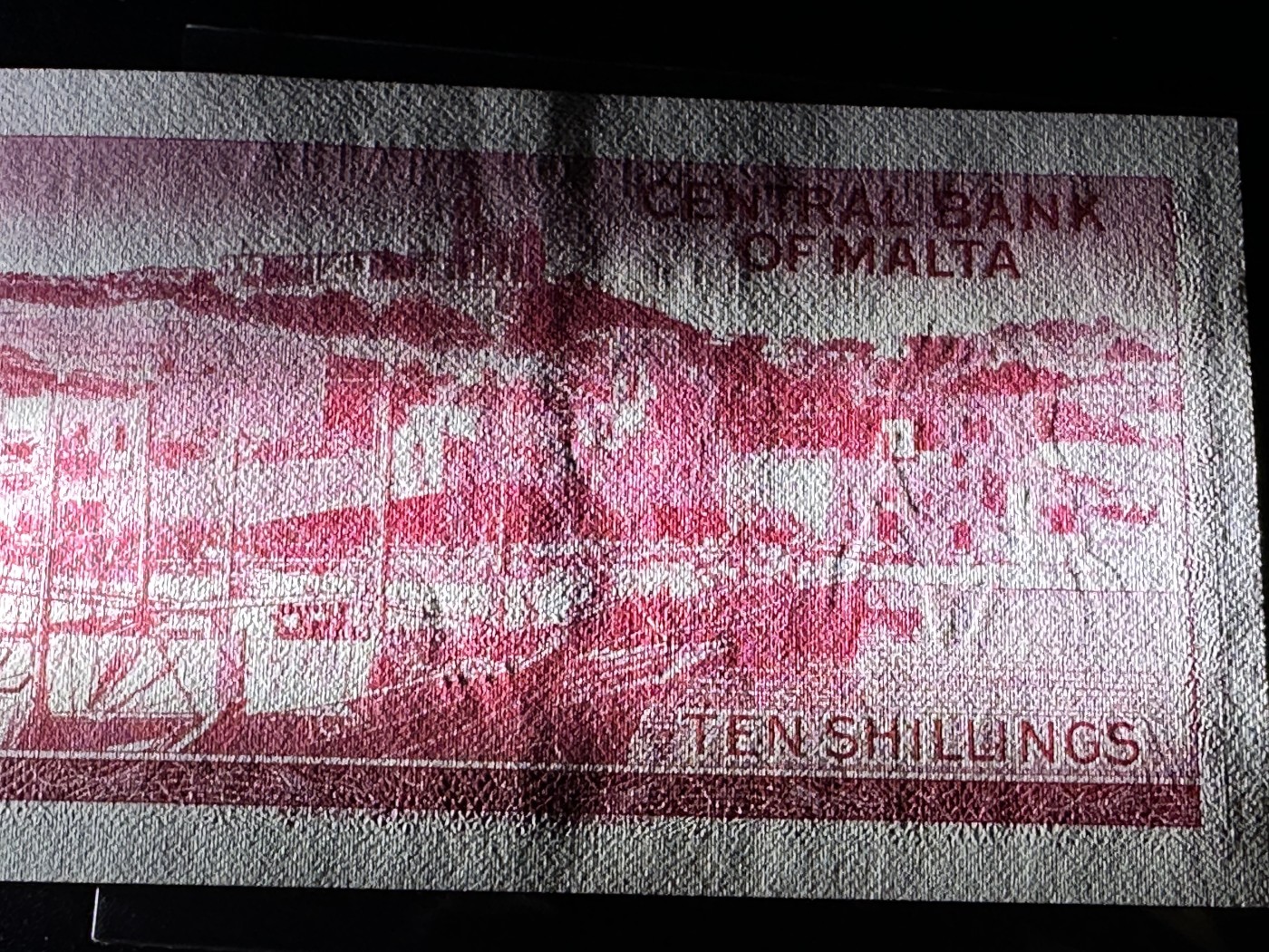 《外钞收藏家》第三百二十期（爱尔兰、北爱尔兰、马耳他专场） 马耳他1967年10先令 UNC- 中间的有点感觉不太好