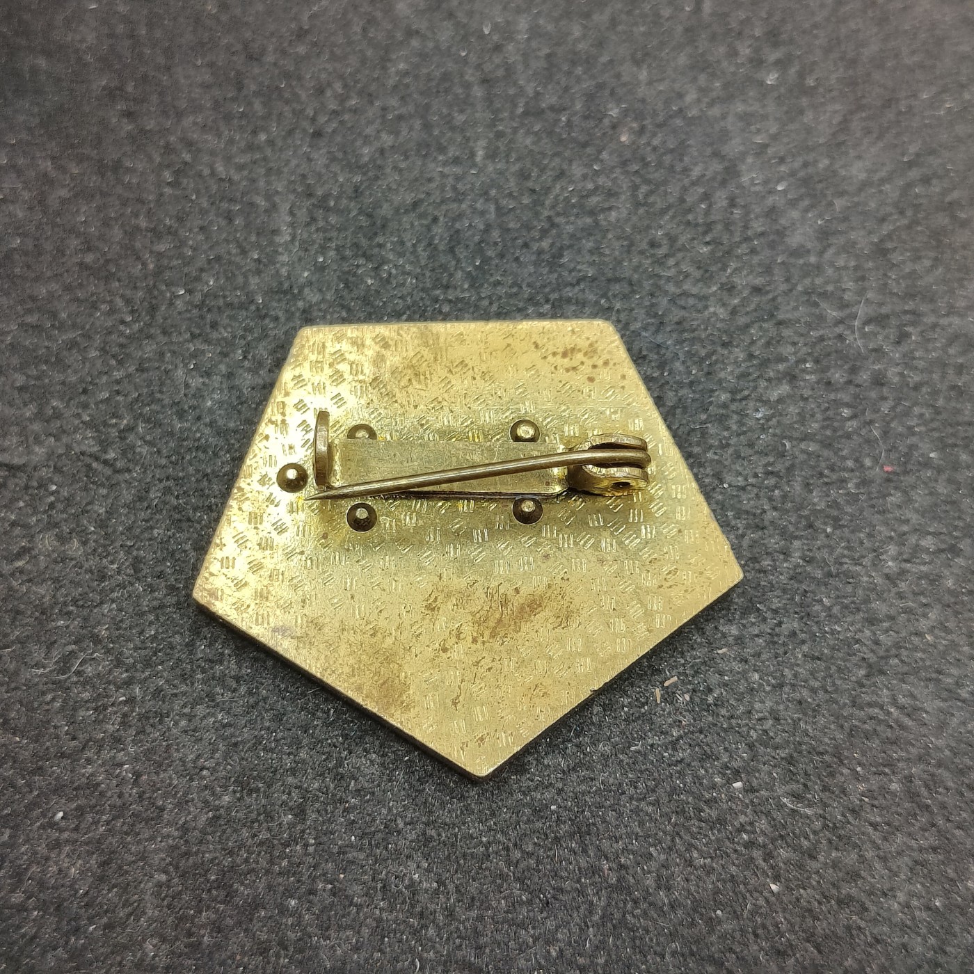 全场0元起拍 第116期 咸鱼国勋章拍卖专场 12月13日（周三）下午6：00开始 东德人民军建军25周年纪念章