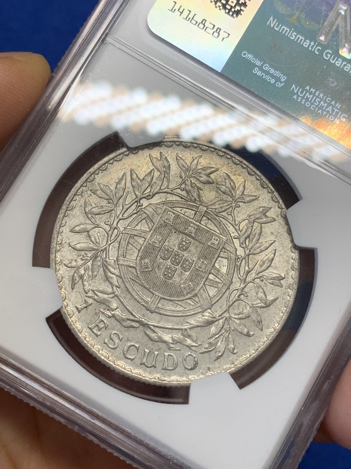《竞宝斋》第223场-周日，周一 2场 (全场包邮) NGC-MS62 葡萄牙1915年埃斯库多大银币，首年版转光好品，仅两个年份，绝大部分投入流通，62及以上仅为1916年的四分之一不到。