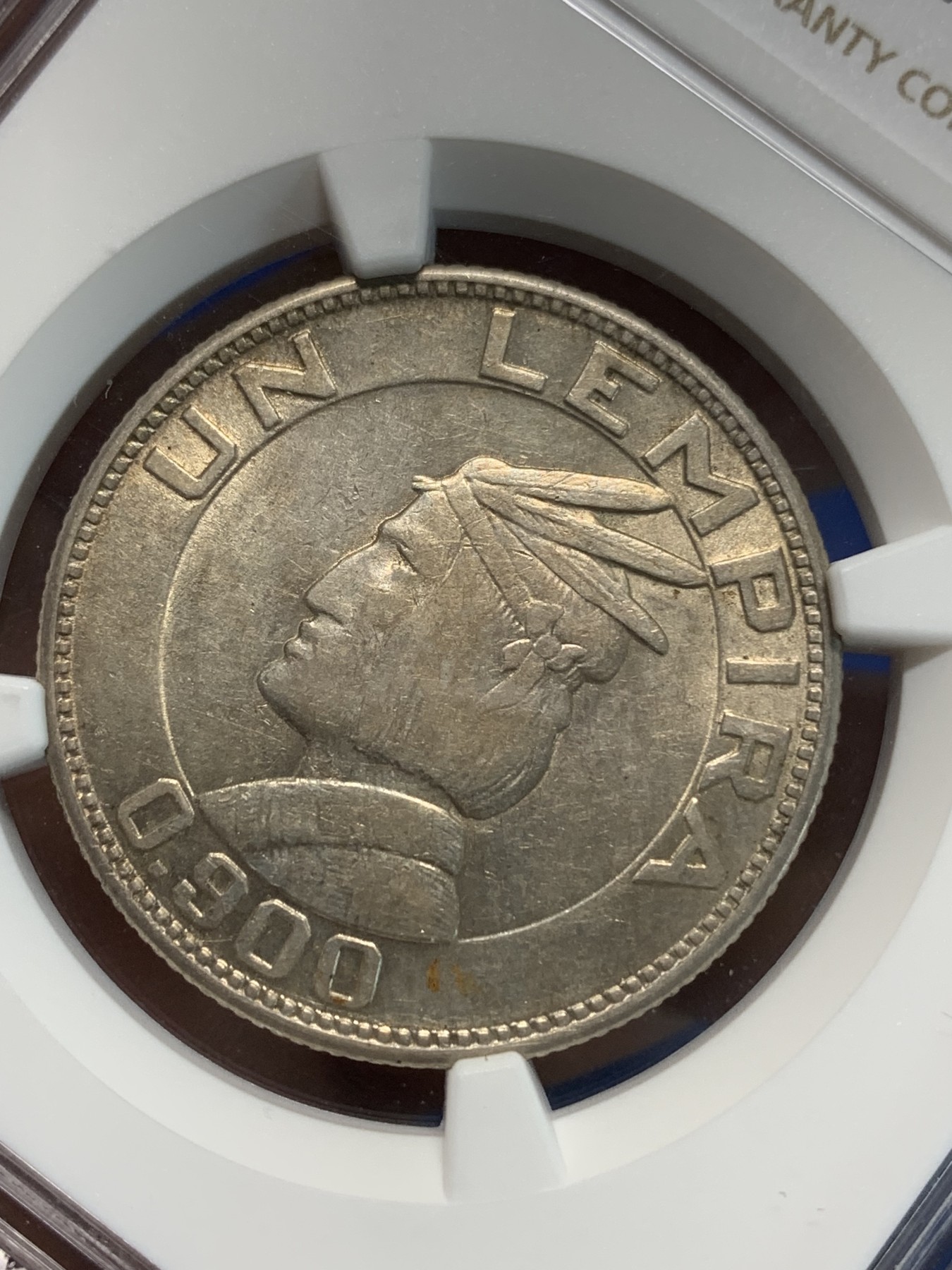《竞宝斋》第223场-周日，周一 2场 (全场包邮) NGC-AU58 洪都拉斯1937年1伦皮拉银币，少见的拉丁美洲流通高银主币，金黄包浆，略有低评。