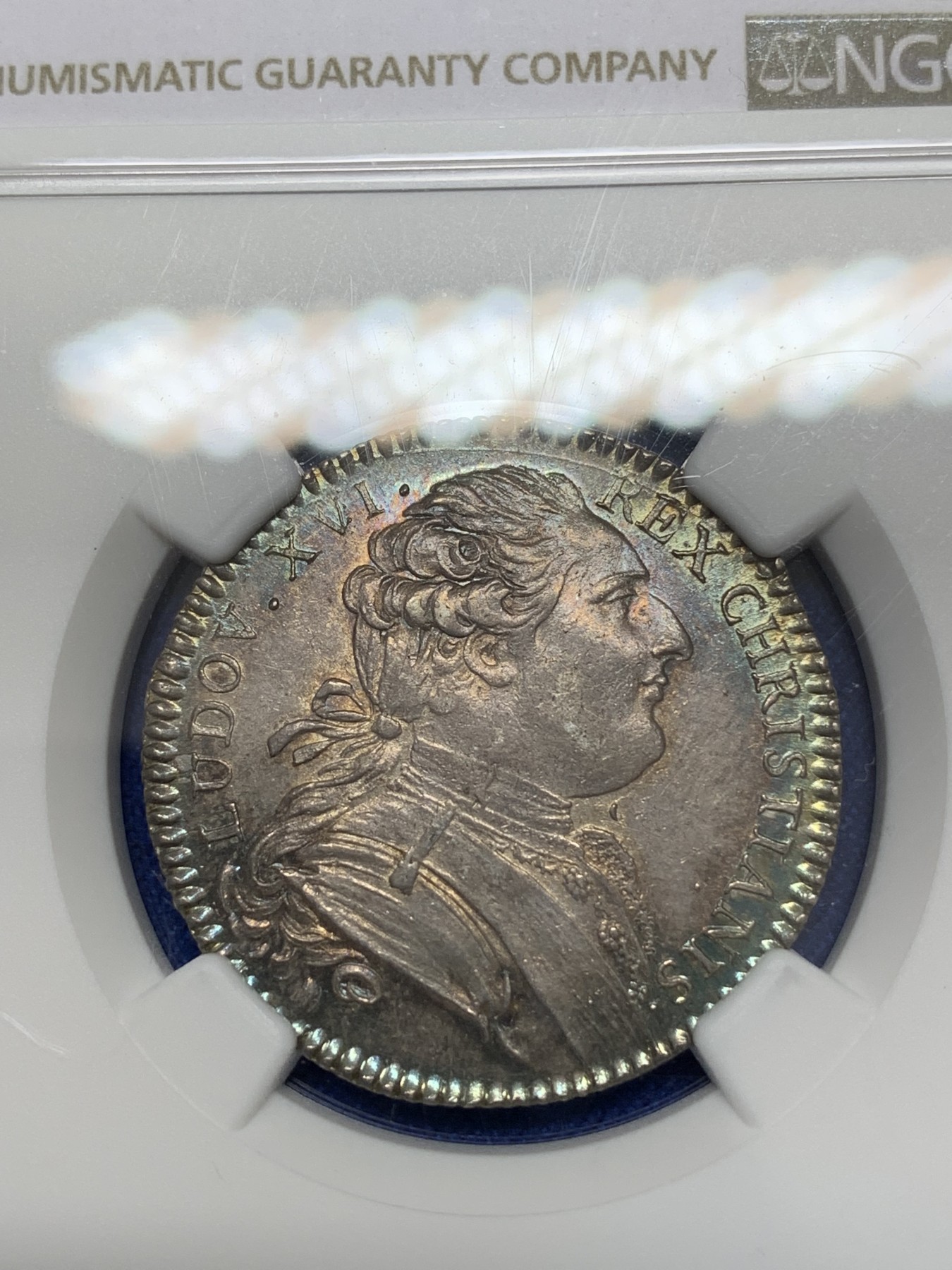 《竞宝斋》第223场-周日，周一 2场 (全场包邮) NGC-MS62 法国十八世纪 路易十五 皇家科学院 JETON 银质 顶级品相 五彩包浆
