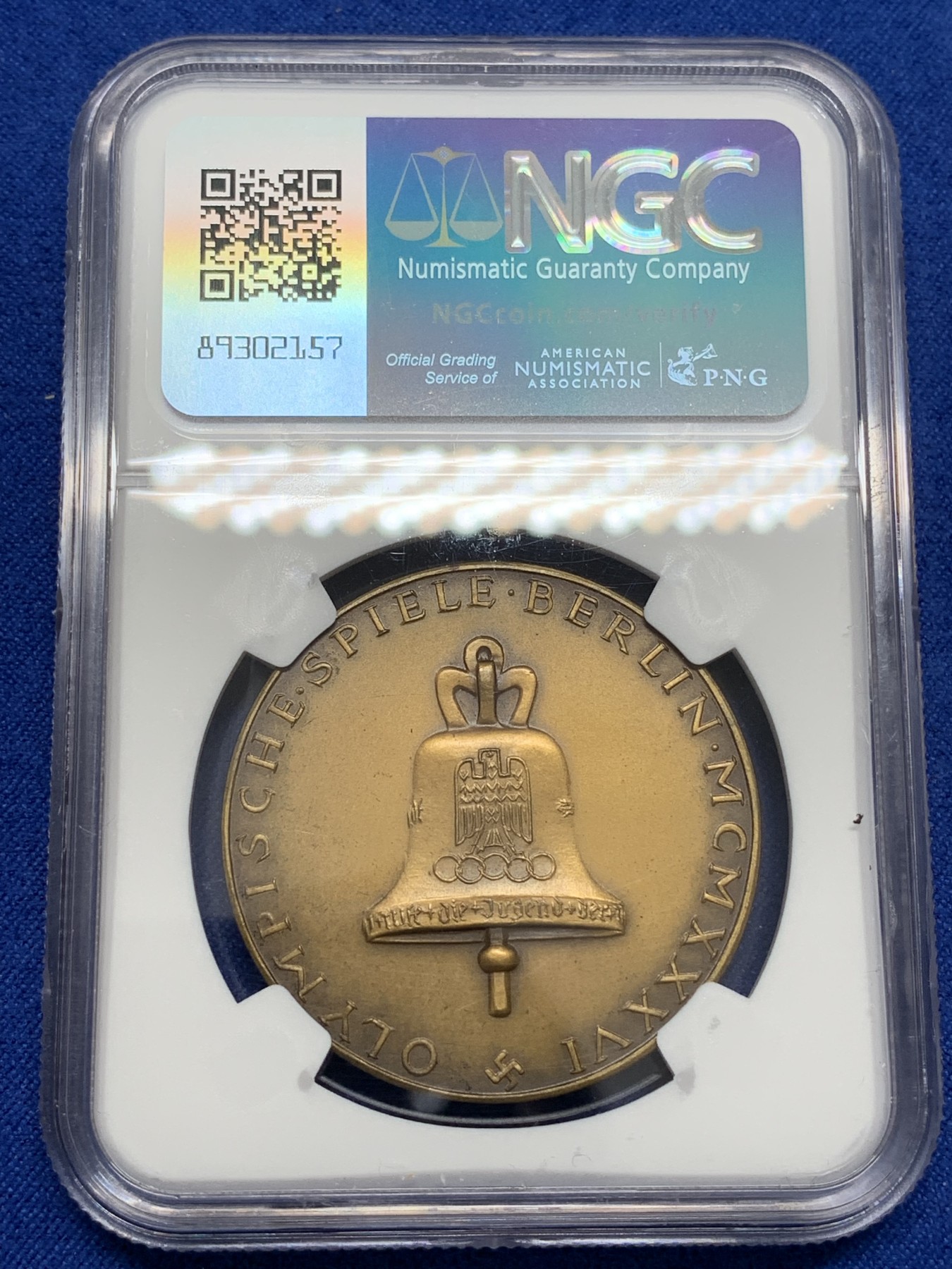 《竞宝斋》第223场-周日，周一 2场 (全场包邮) NGC-MS64 1936年德国1936年柏林奥运会铜质奖章，品相和保存状态都非常好，此枚高分，一步到位的分数