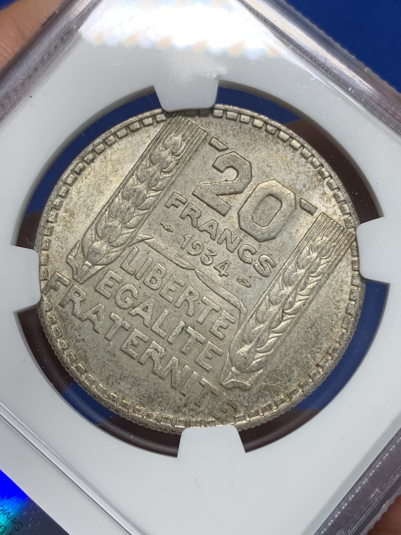 《竞宝斋》第223场-周日，周一 2场 (全场包邮) NGC-MS63 法国1934年 谷物女神20法郎大银币