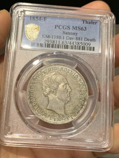 《竞宝斋》第223场-周日，周一 2场 (全场包邮) - 亚军分 PCGS MS63 德国 萨克森 1854年 双神1泰勒大银币 枪灰色包浆 底板带光 舒服的状态