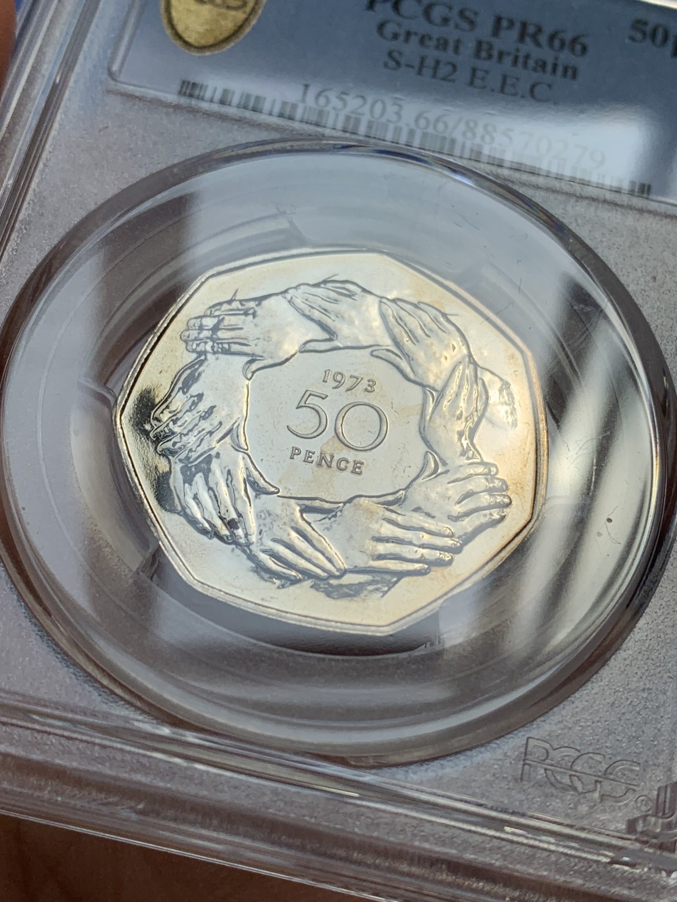 《竞宝斋》第223场-周日，周一 2场 (全场包邮) PCGS PR66 英国1973年入欧50便士精制纪念币，热门品种，带盒