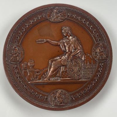 掌中浮雕-藏着的欧洲第009场 - 1876年美国费城世博会大铜章，直径76mm
