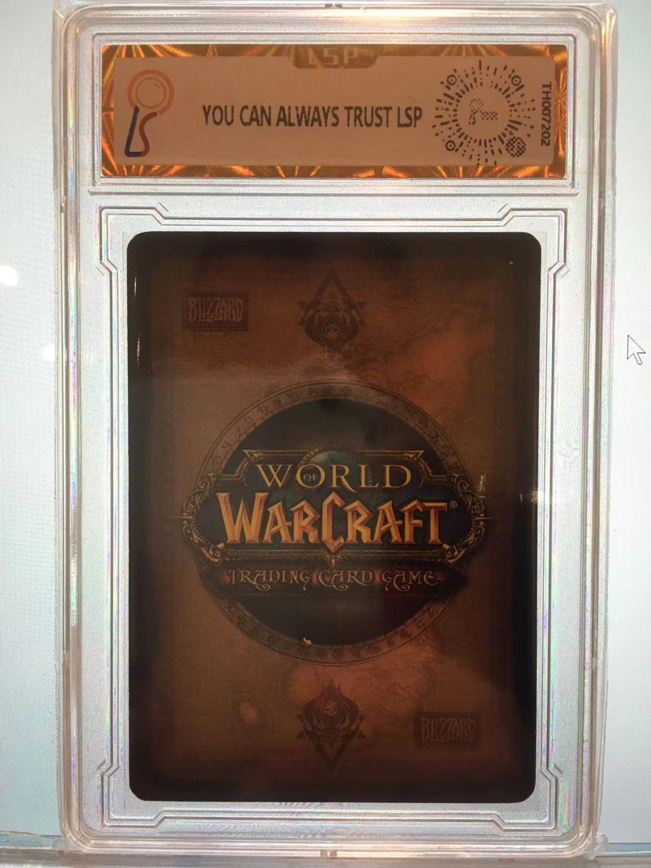 暴雪魔兽世界WOWTCG卡牌 套卡出美版绝版闪卡血色修道院：场地卡血色修道院，血色十字军的高级审判官圣光女祭司莎莉·怀特迈恩，猩红指挥官雷诺莫格莱尼，血色修道院之战