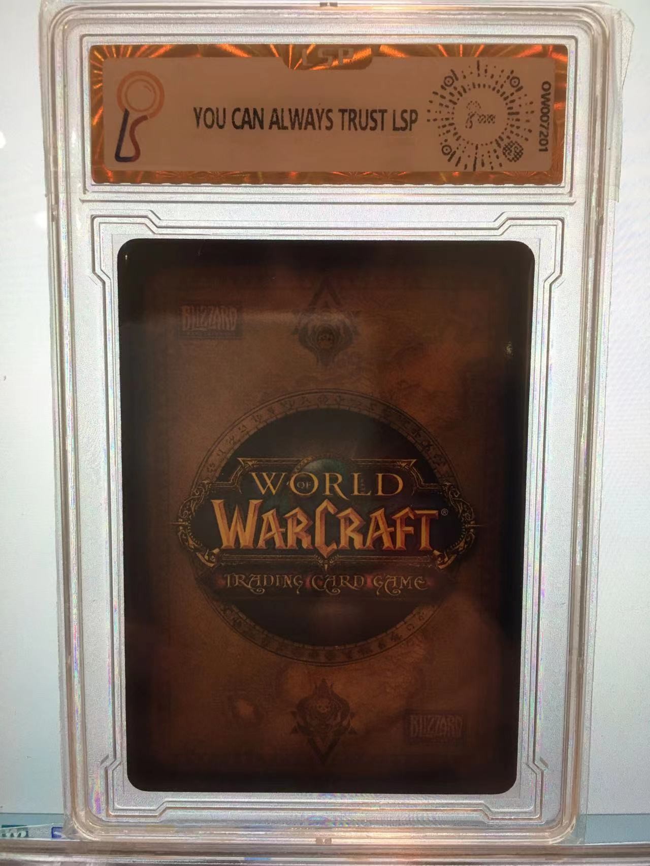 暴雪魔兽世界WOWTCG卡牌 套卡出美版绝版闪卡血色修道院：场地卡血色修道院，血色十字军的高级审判官圣光女祭司莎莉·怀特迈恩，猩红指挥官雷诺莫格莱尼，血色修道院之战