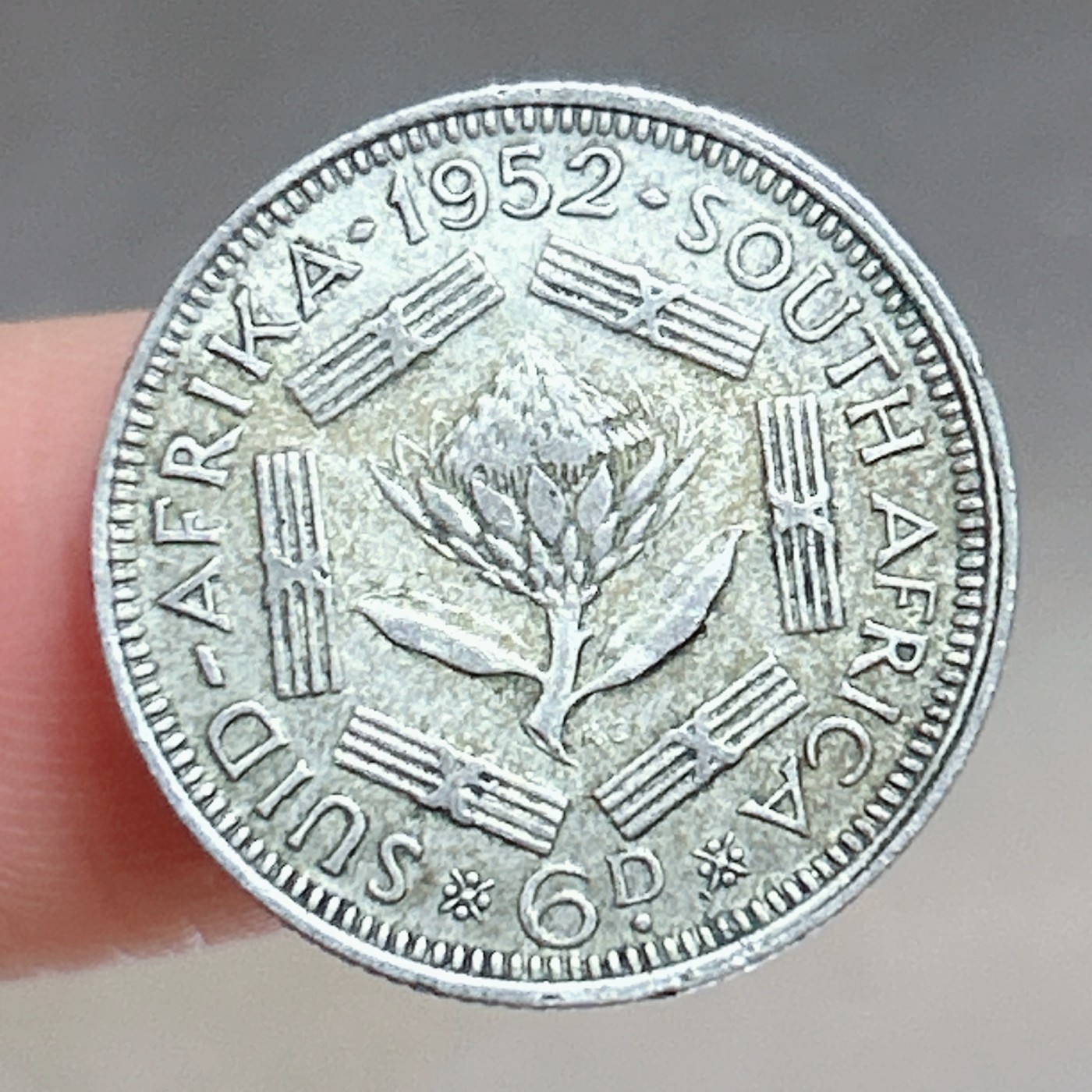 全场一元起拍 银币专场 第47期 英属南非1952年6便士银币 英皇乔治六世 重2.8g