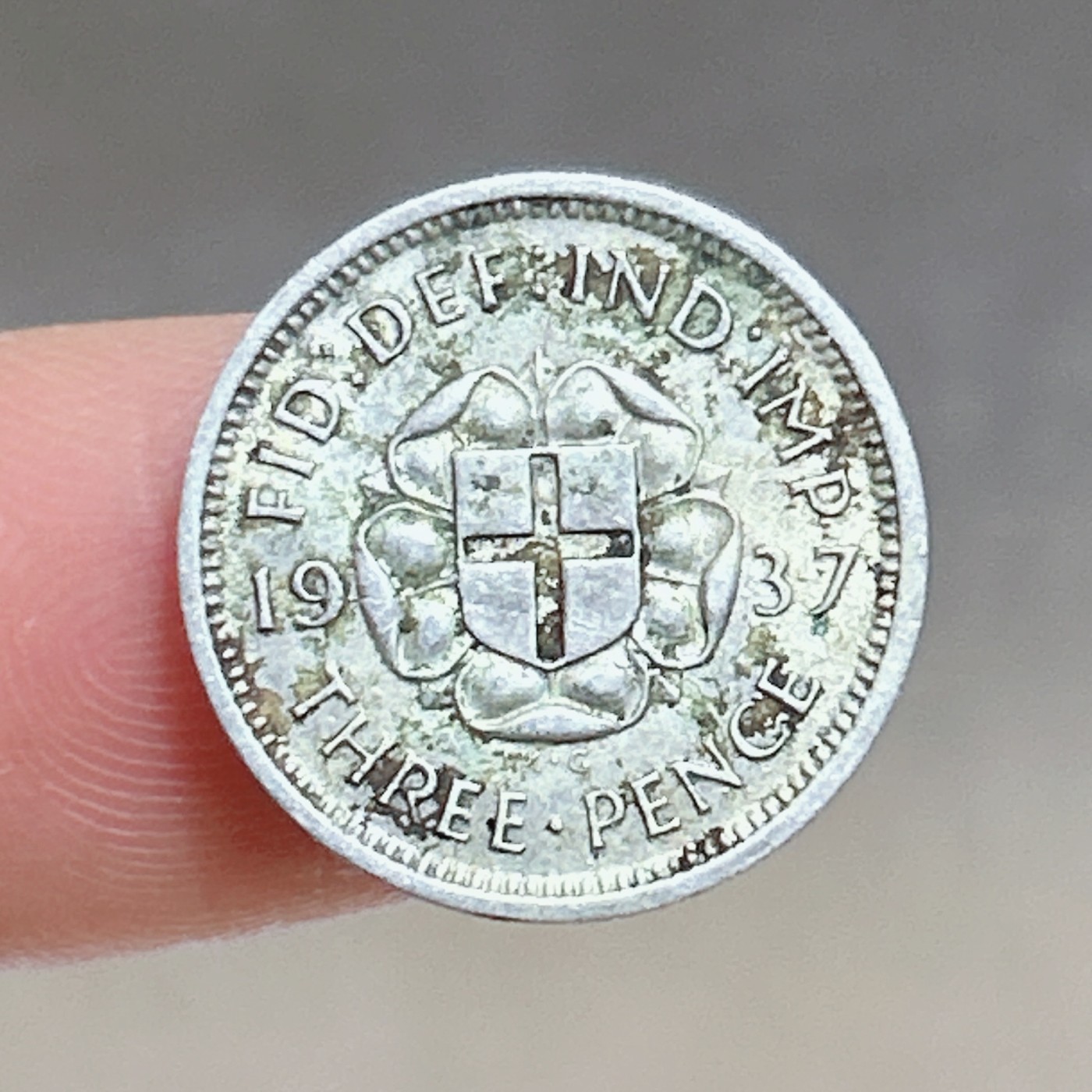 全场一元起拍 银币专场 第47期 英国1937年3便士银币 乔治六世背圣乔治玫瑰花 1.4g